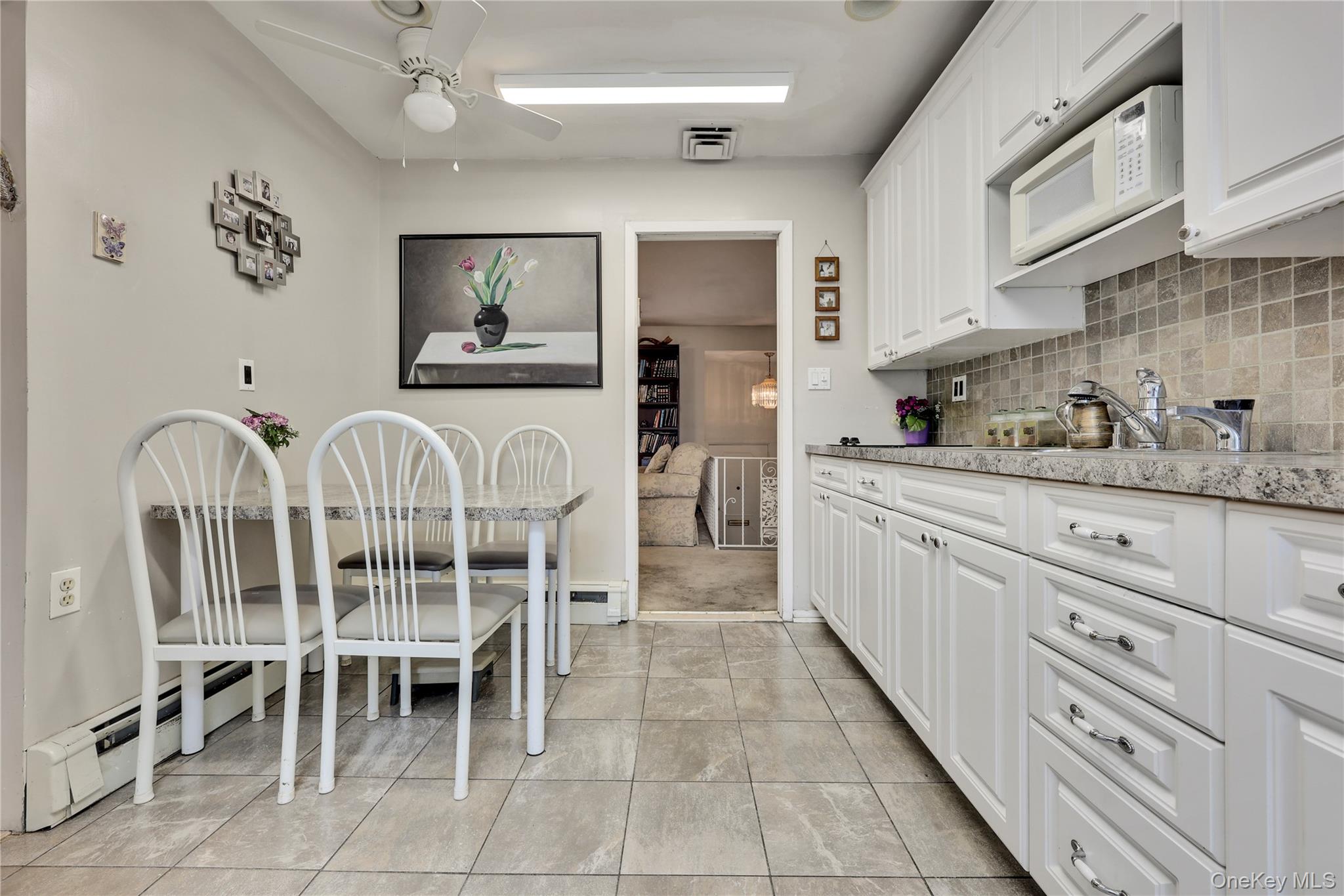 22 Woodmere Boulevard Property Photo 13