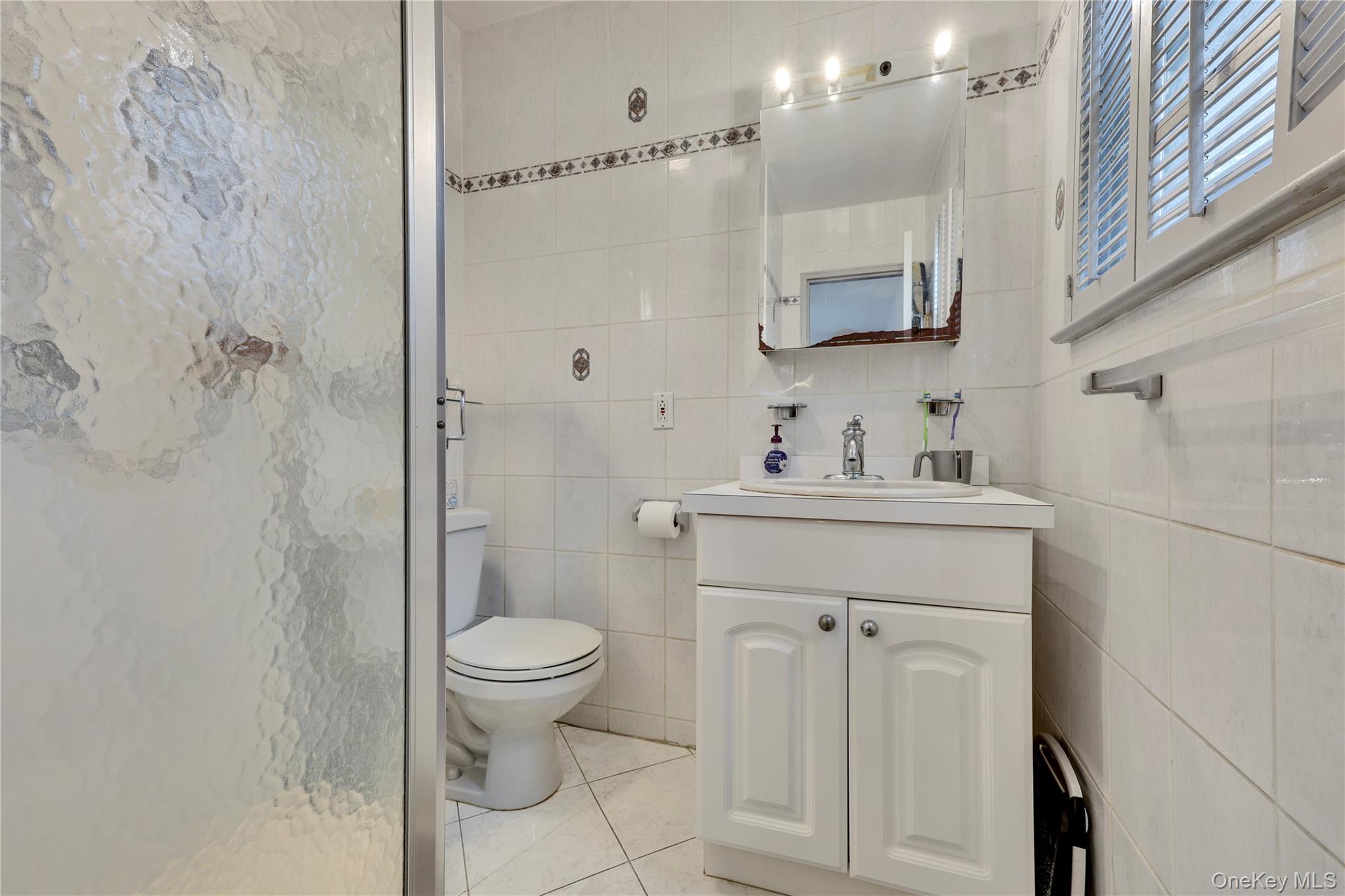 22 Woodmere Boulevard Property Photo 16