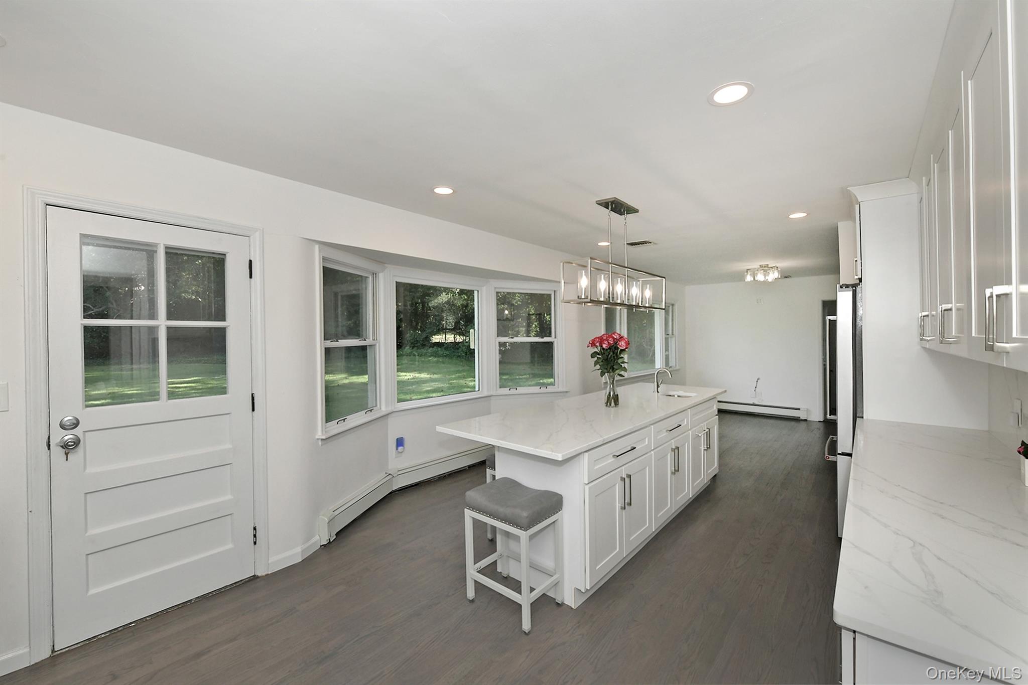 1950 Midlane Property Photo 13