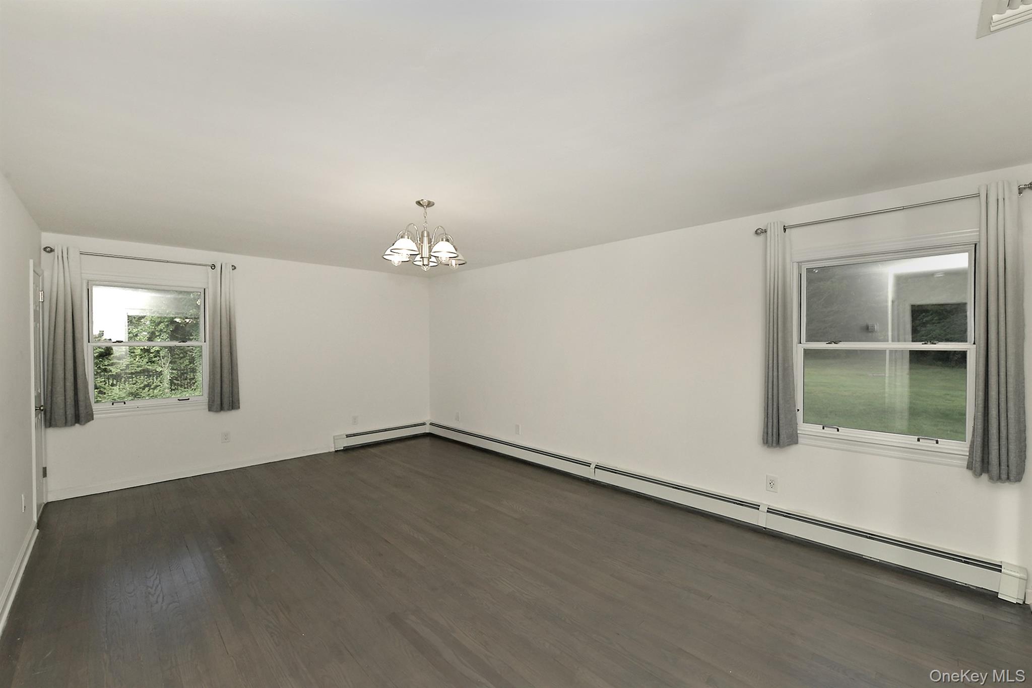 1950 Midlane Property Photo 20