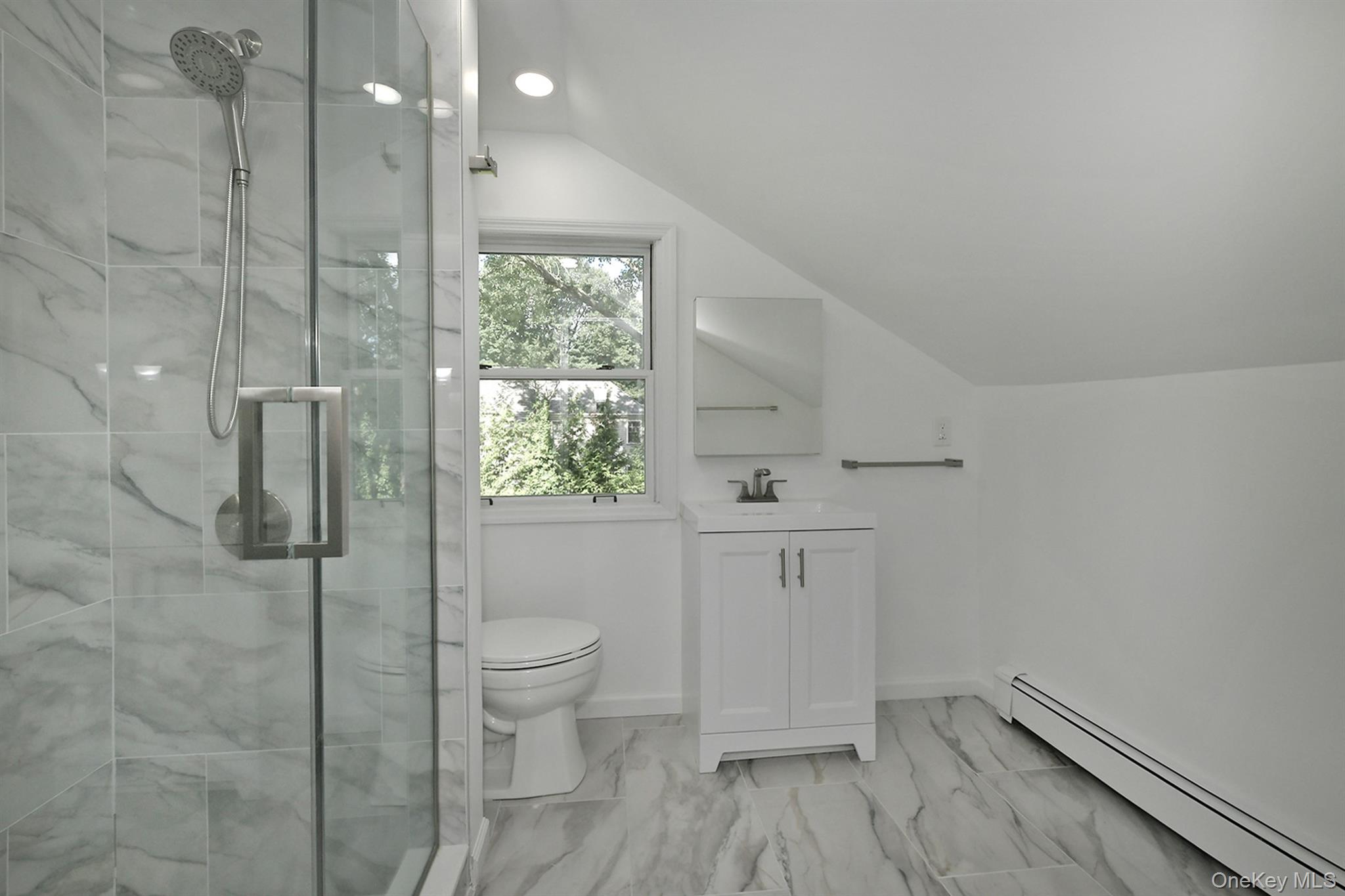 1950 Midlane Property Photo 23