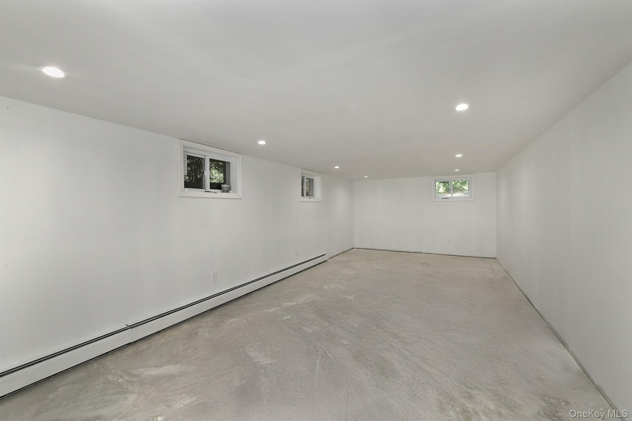 1950 Midlane Property Photo 24