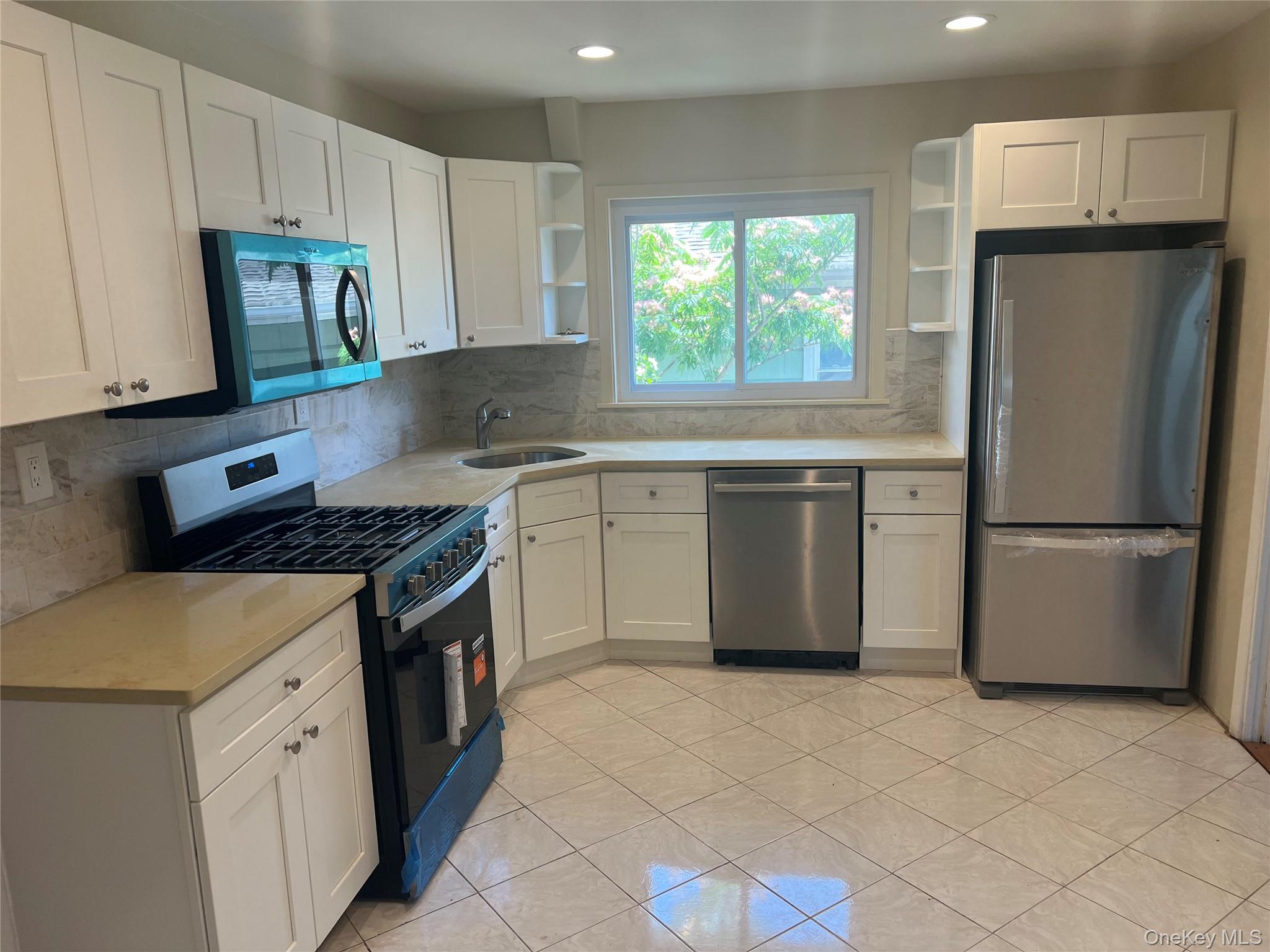 15811 79th Street Property Photo 4