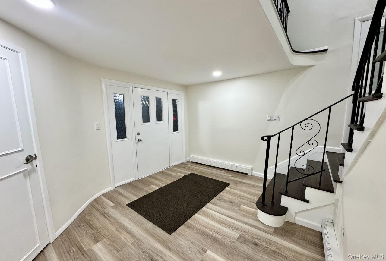 219 Bellerose Avenue Property Photo 2