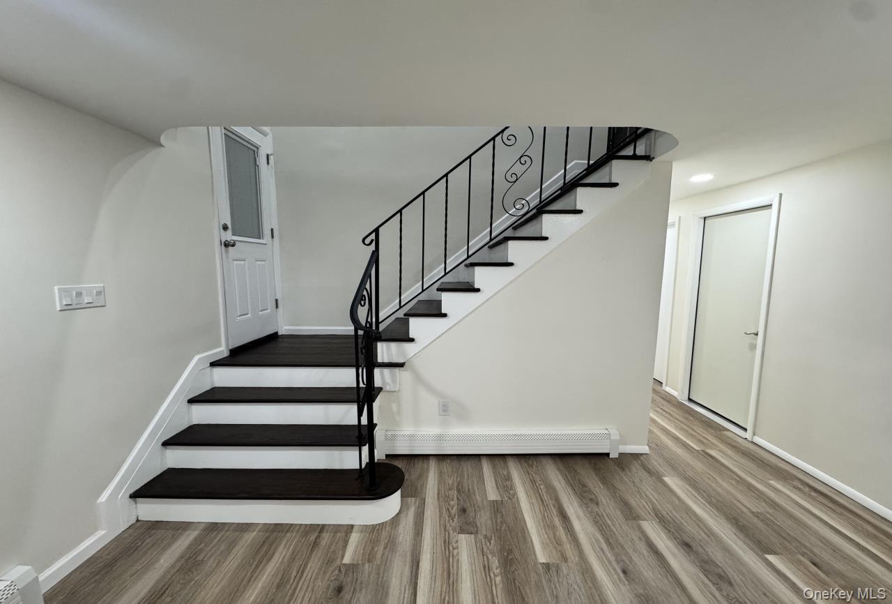 219 Bellerose Avenue Property Photo 3