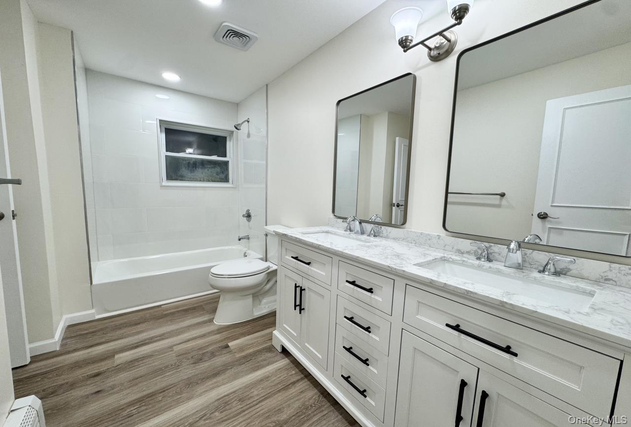 219 Bellerose Avenue Property Photo 9