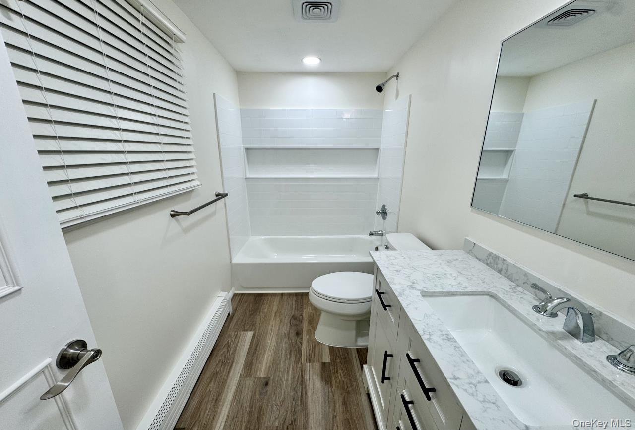 219 Bellerose Avenue Property Photo 11