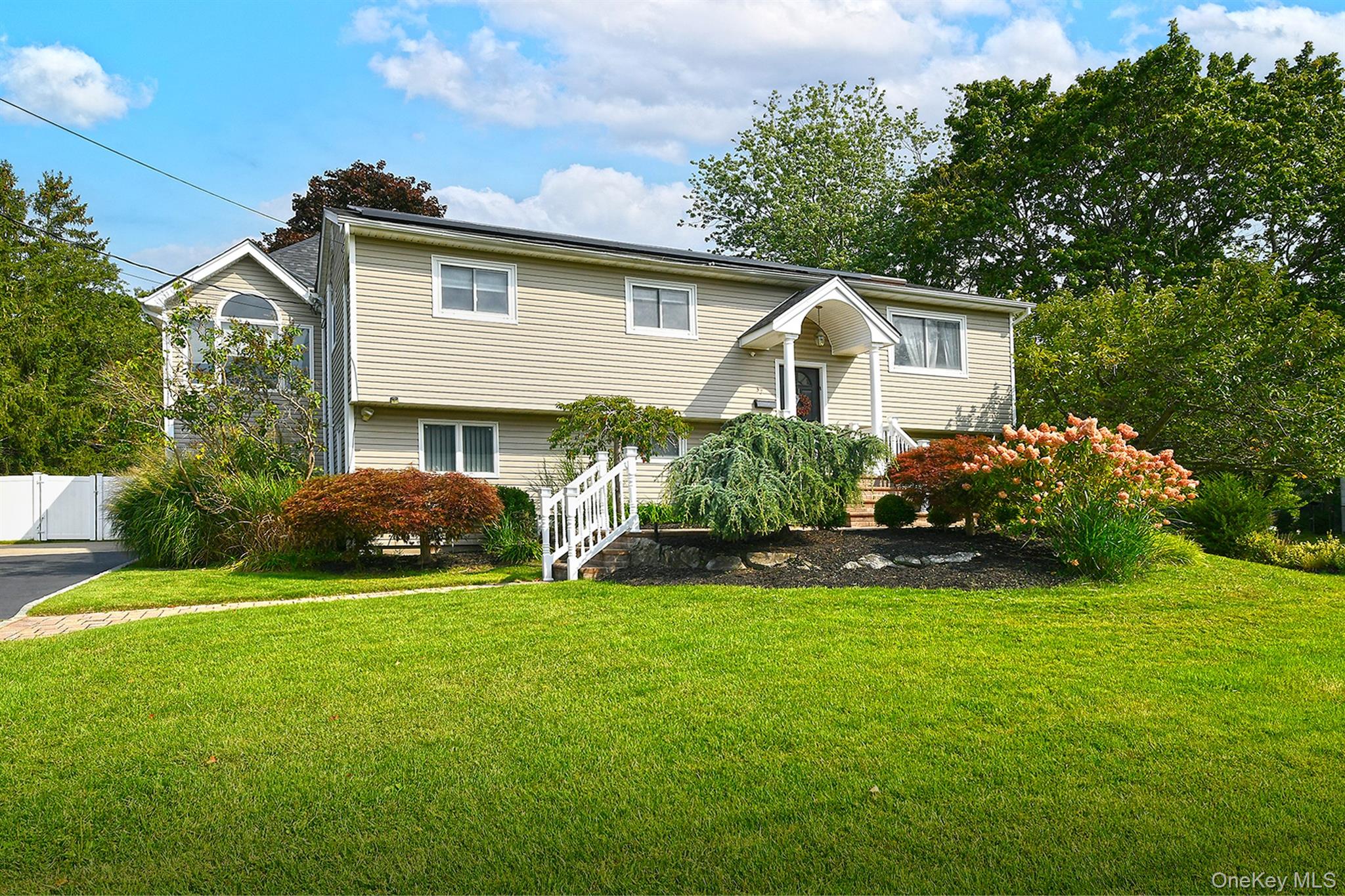 37 Euclid Avenue Property Photo 2