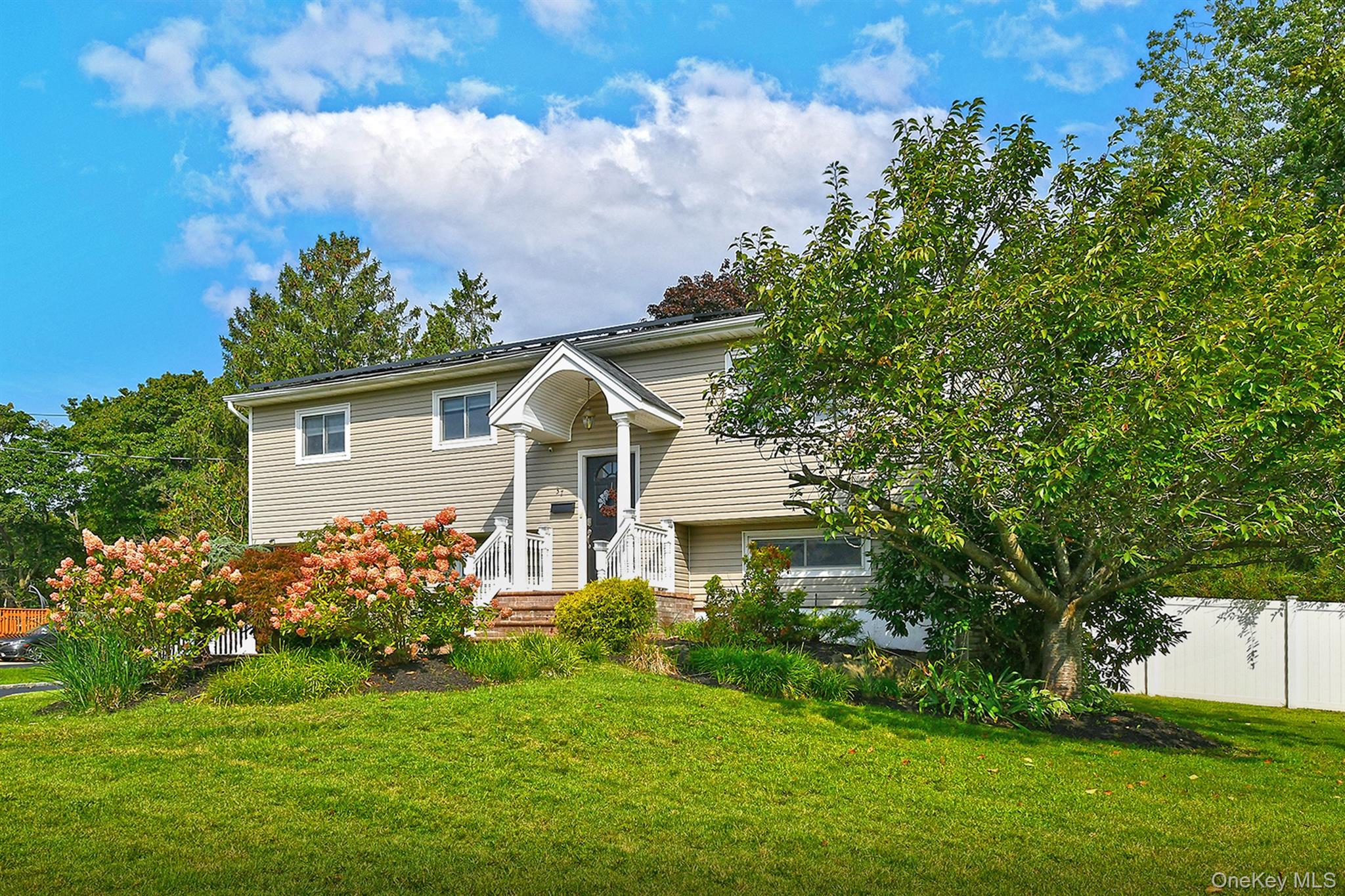 37 Euclid Avenue Property Photo 3