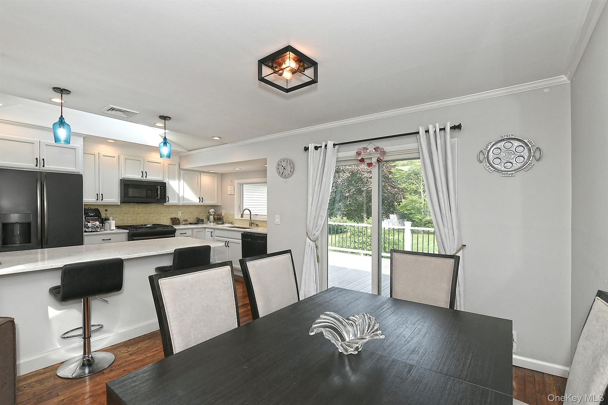 37 Euclid Avenue Property Photo 12