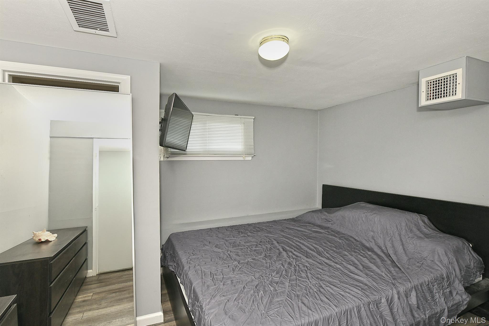 37 Euclid Avenue Property Photo 26