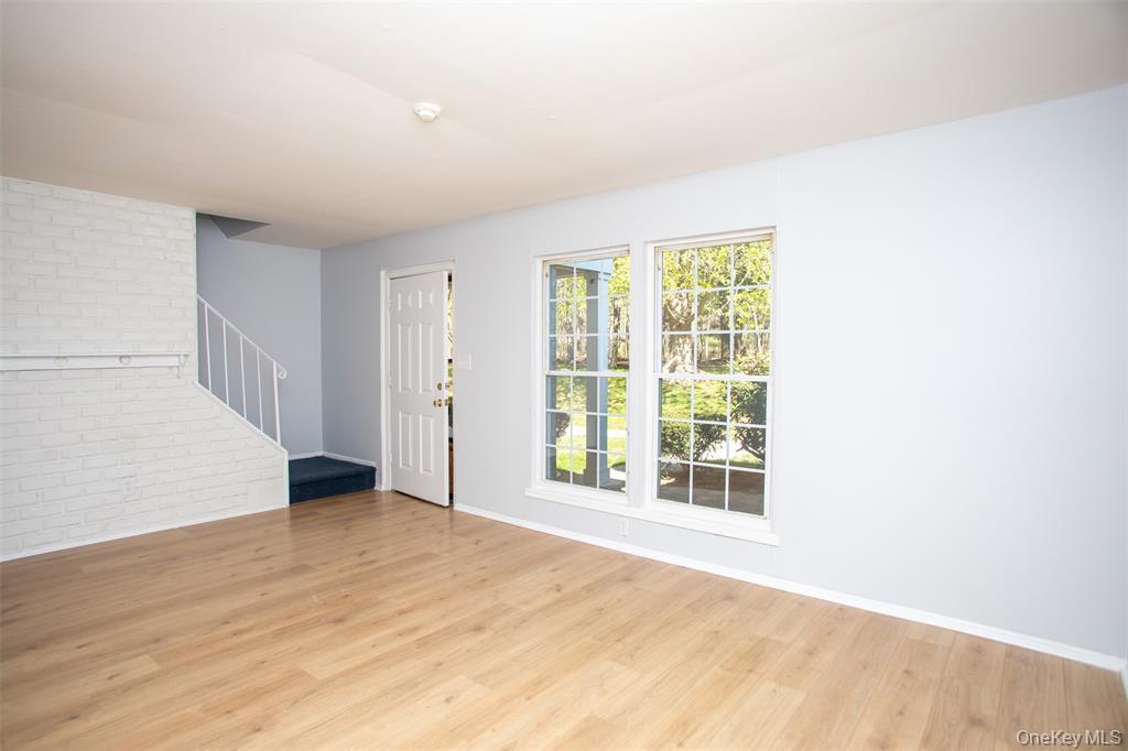 5 Ethan Allen Court Property Photo 2