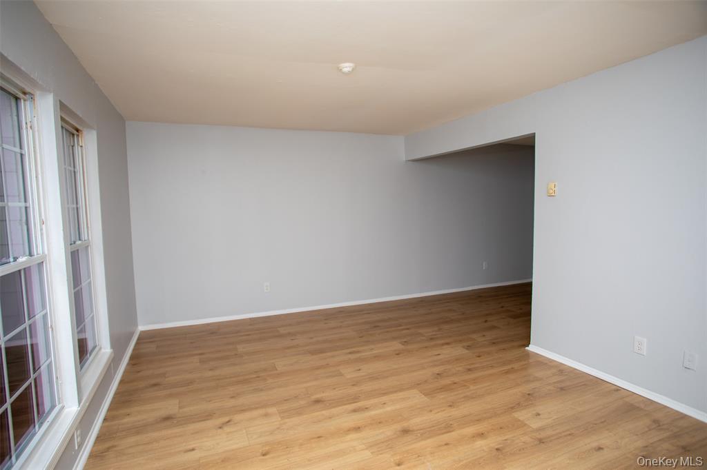 5 Ethan Allen Court Property Photo 4