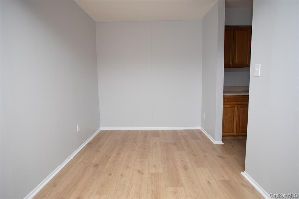 5 Ethan Allen Court Property Photo 6