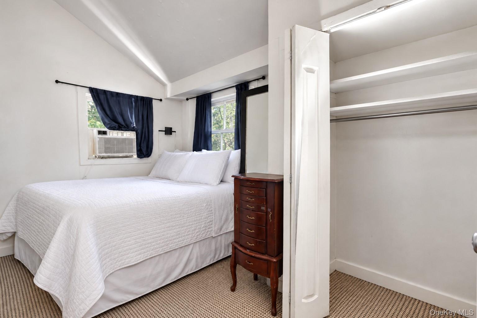 4 Holzman Drive Property Photo 8