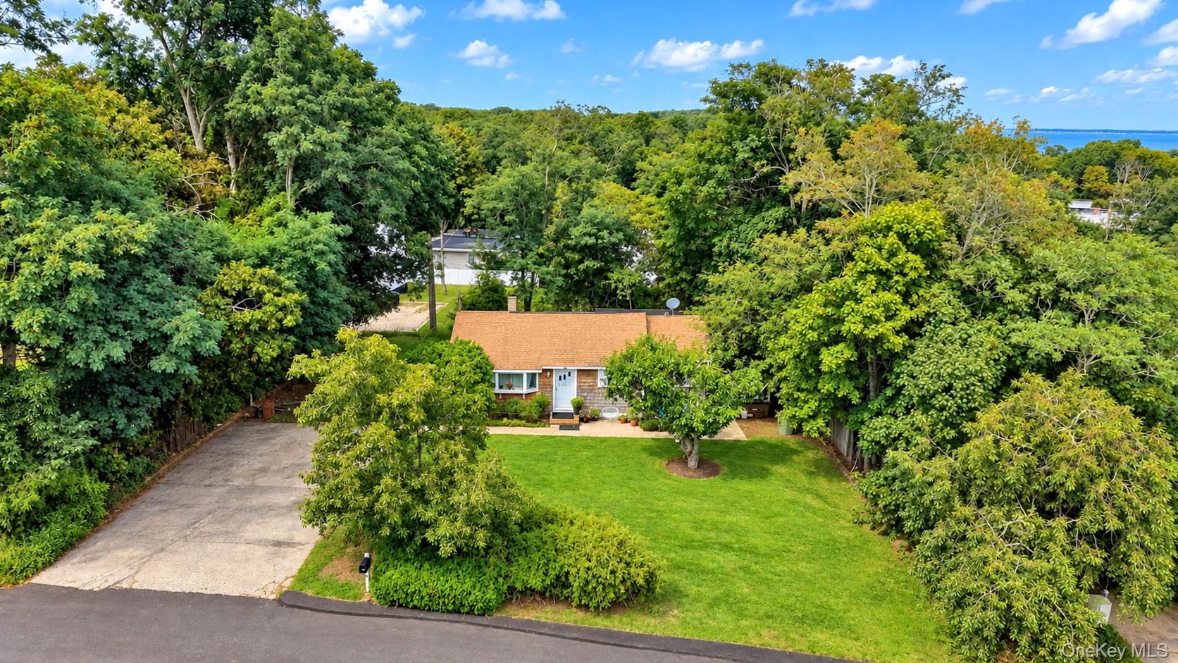 4 Holzman Drive Property Photo 15