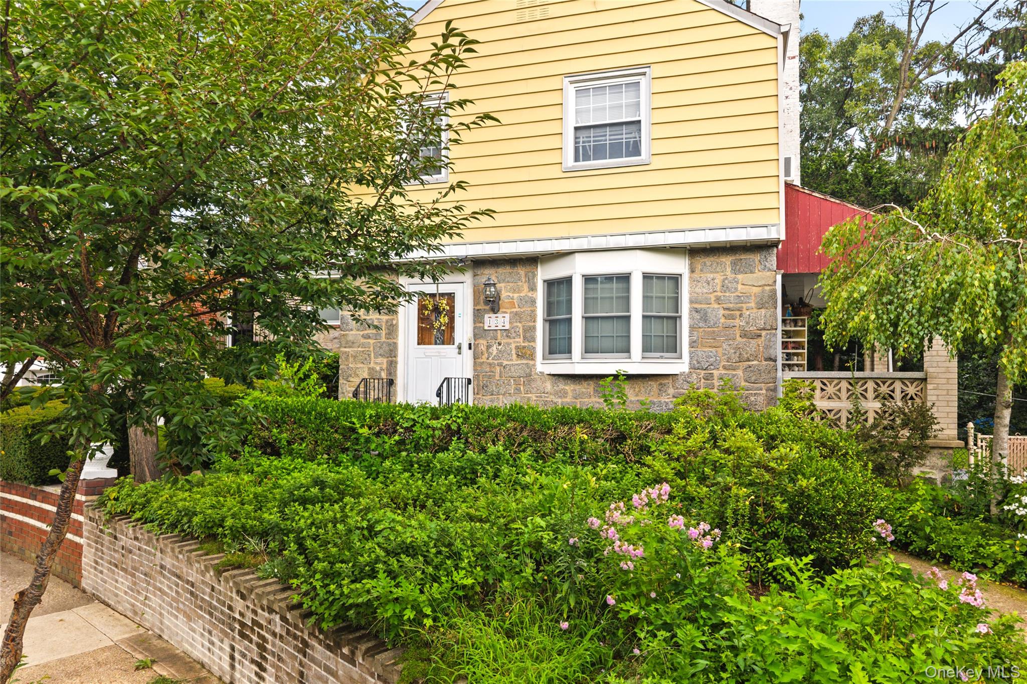 134 Hart Avenue Property Photo 6