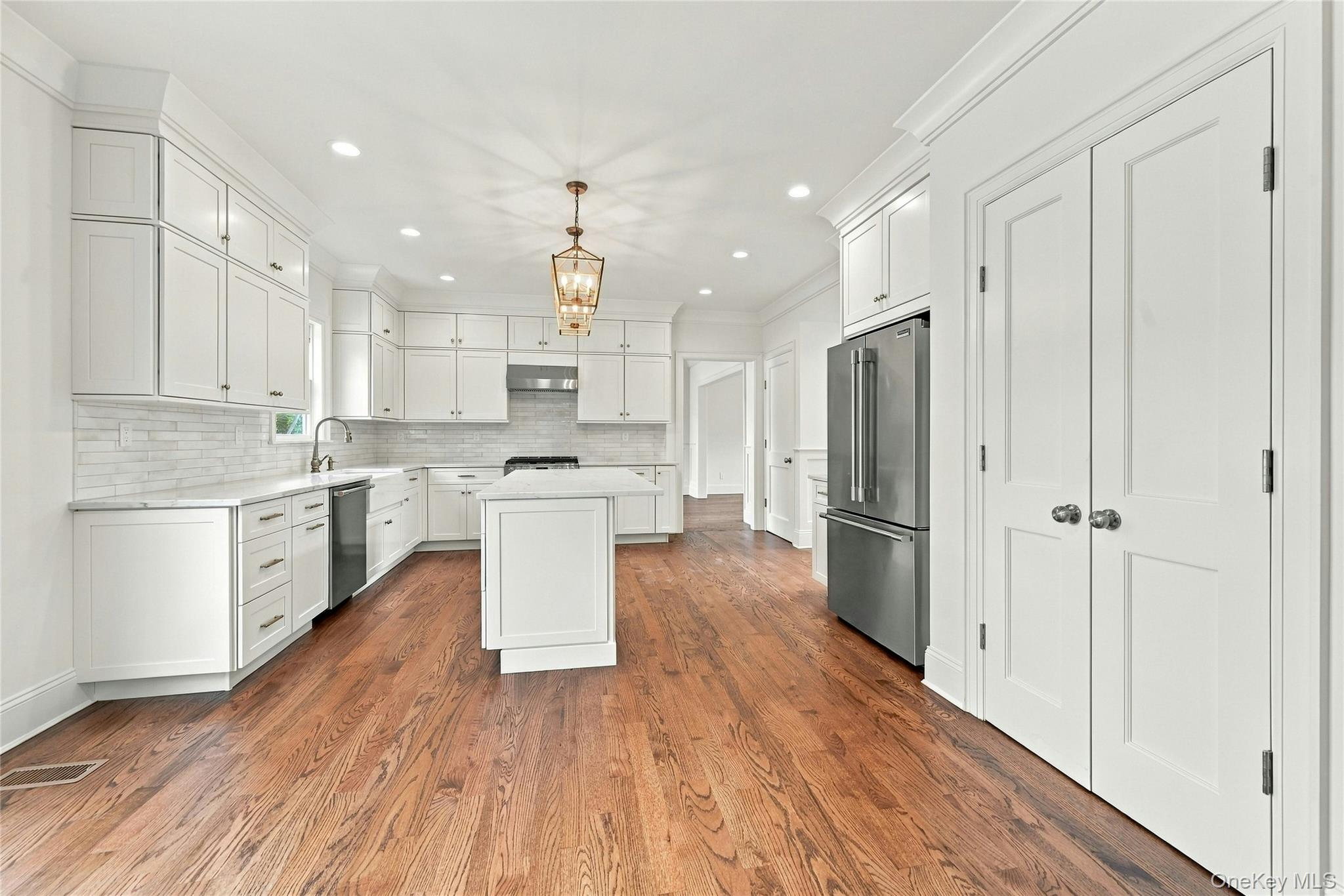 469 Clay Pitts Road Property Photo 9