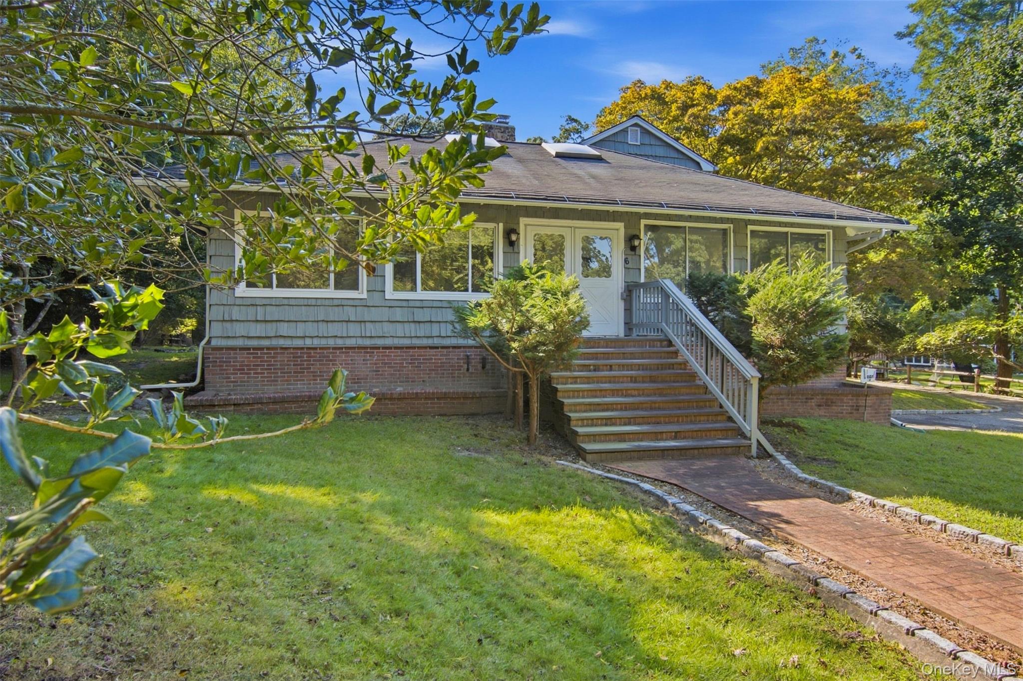 6 Barnhart Place Property Photo 2