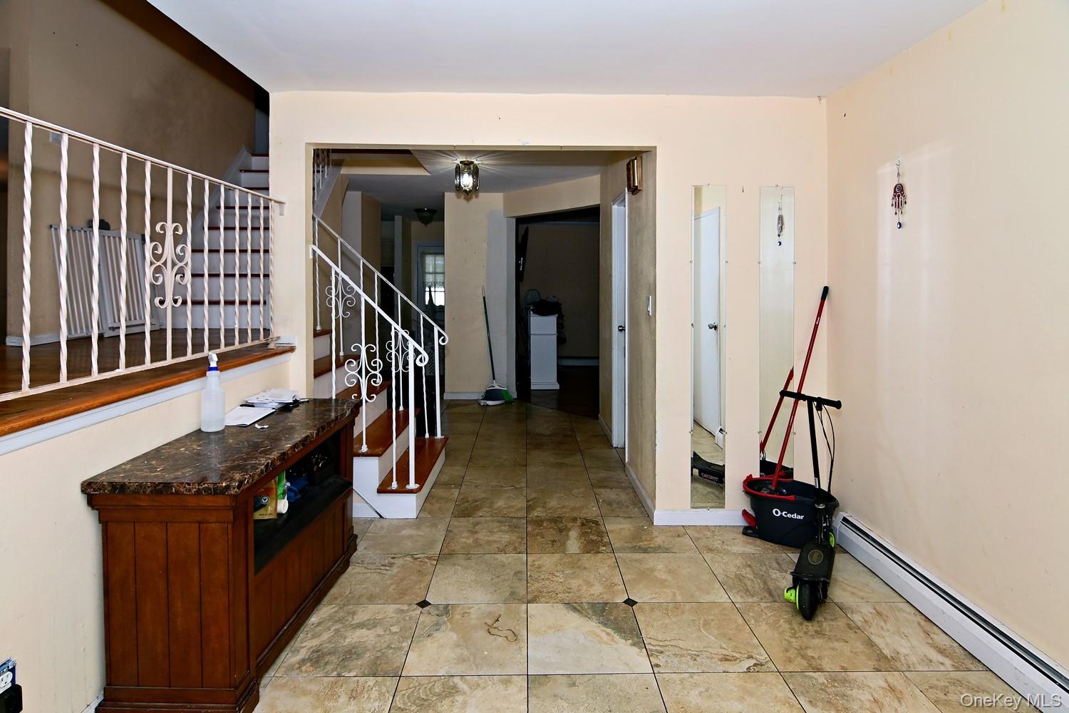 36 E Willow Street Property Photo 2