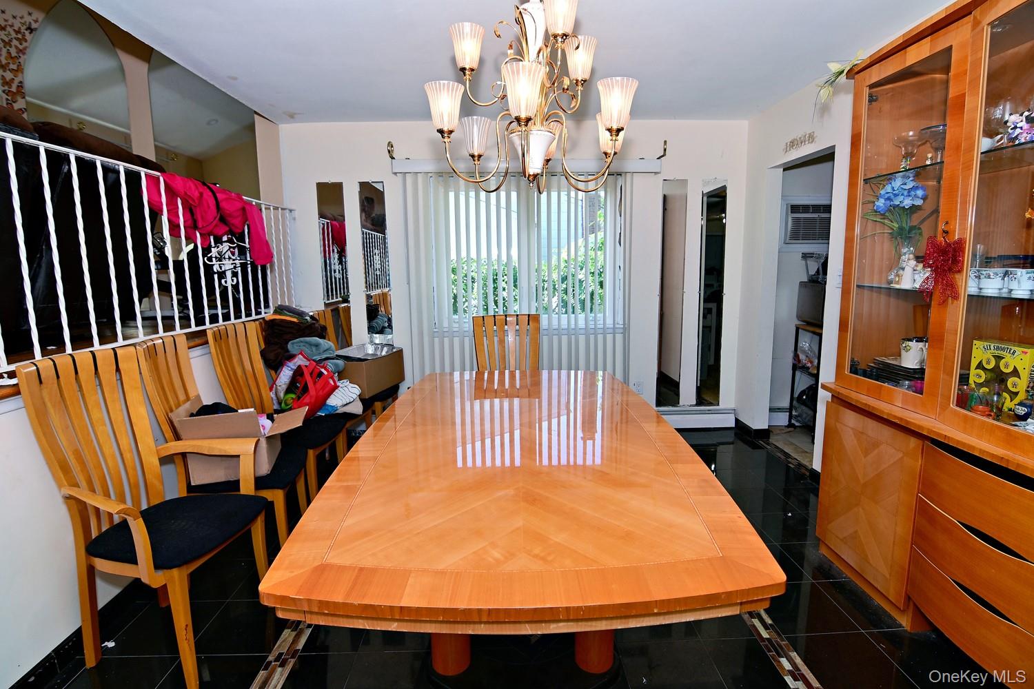 36 E Willow Street Property Photo 6