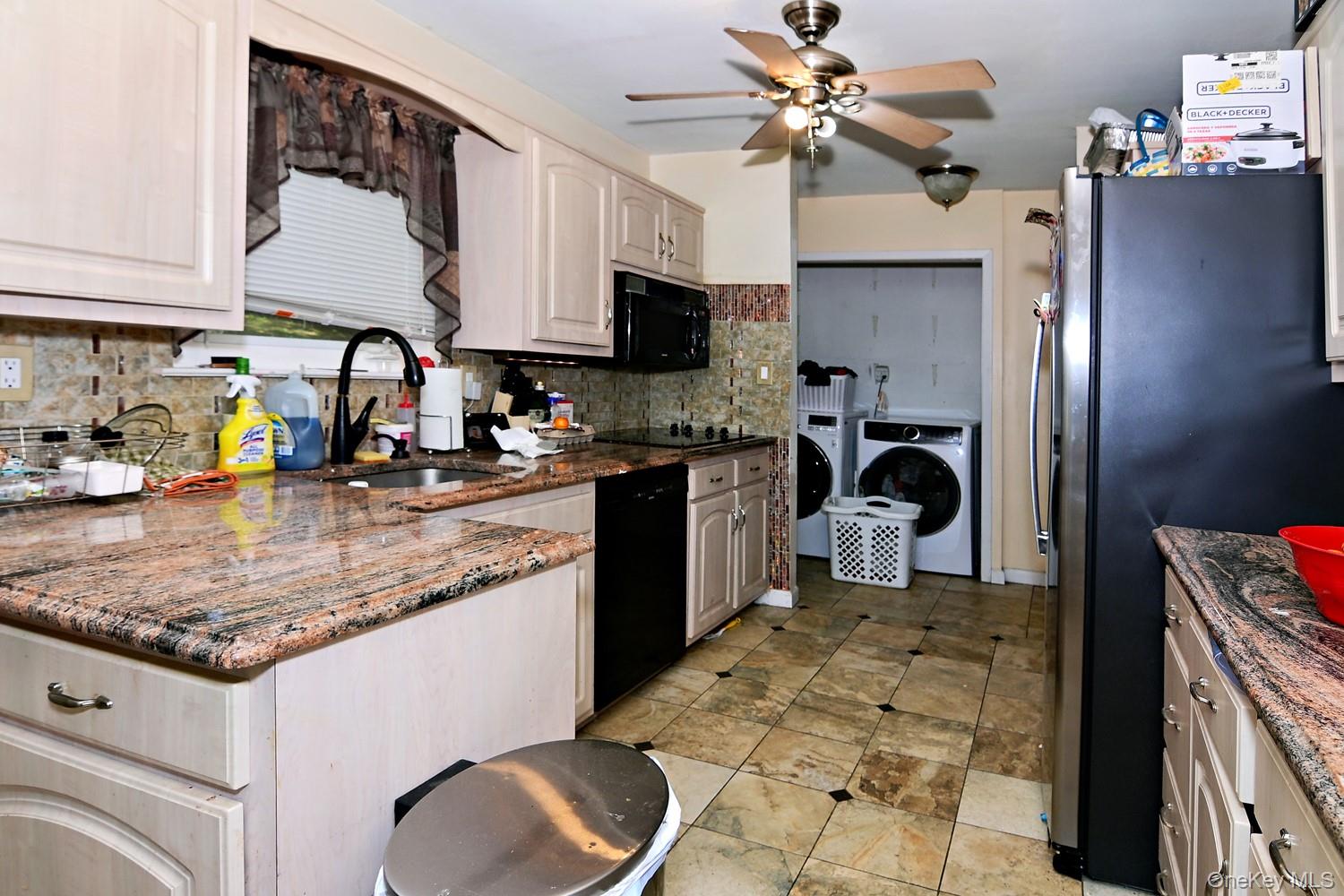 36 E Willow Street Property Photo 10