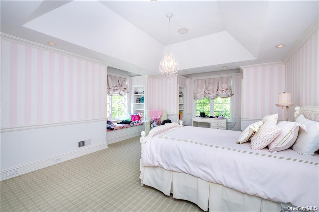 270 Trenor Drive Property Photo 23