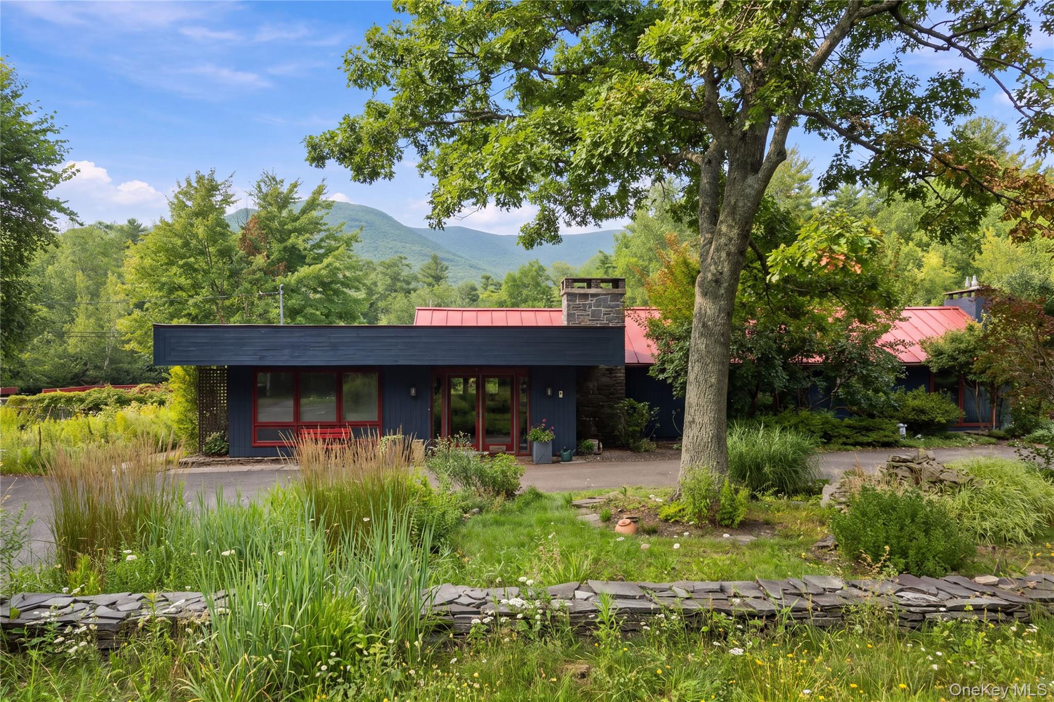 7 Wilber Lane Property Photo 1