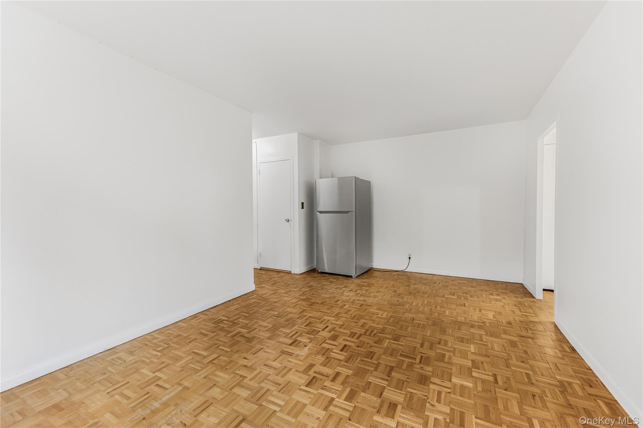 171 Pearsall 3h Property Photo 7