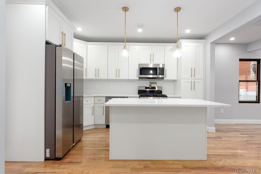 19716 Linden Boulevard Property Photo 6