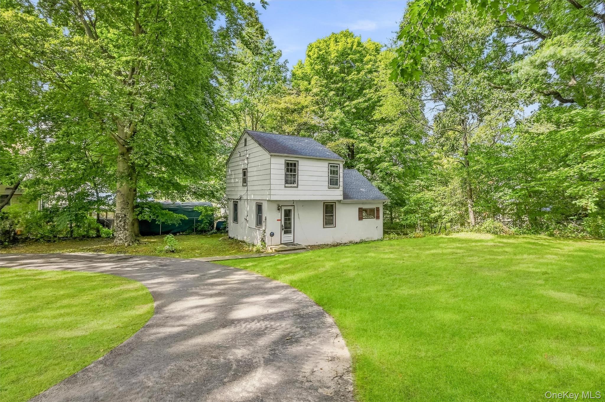 16 Cottage Avenue Property Photo 1
