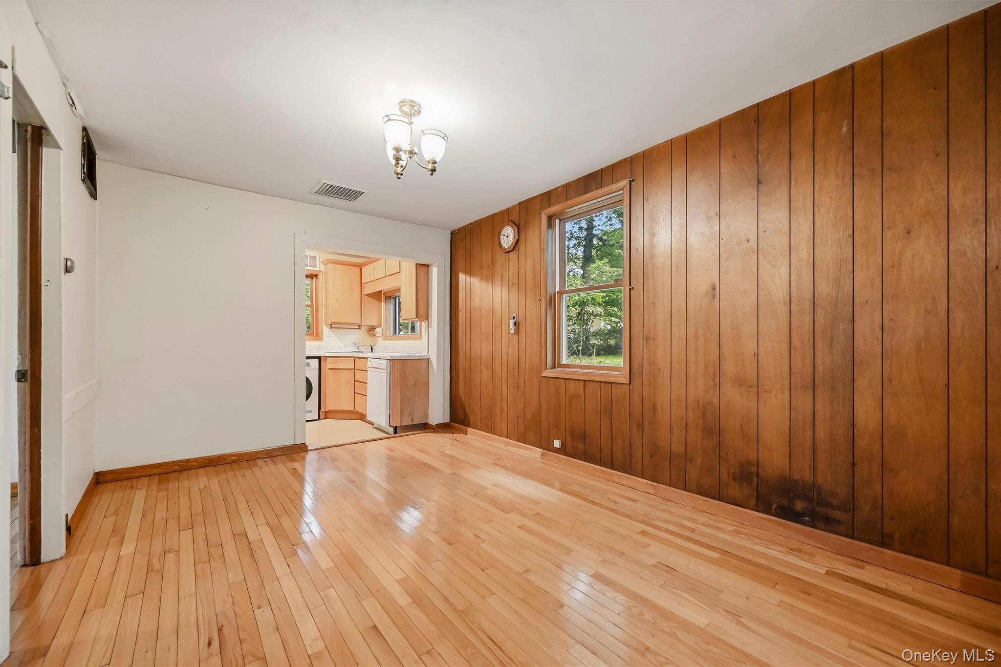 16 Cottage Avenue Property Photo 7