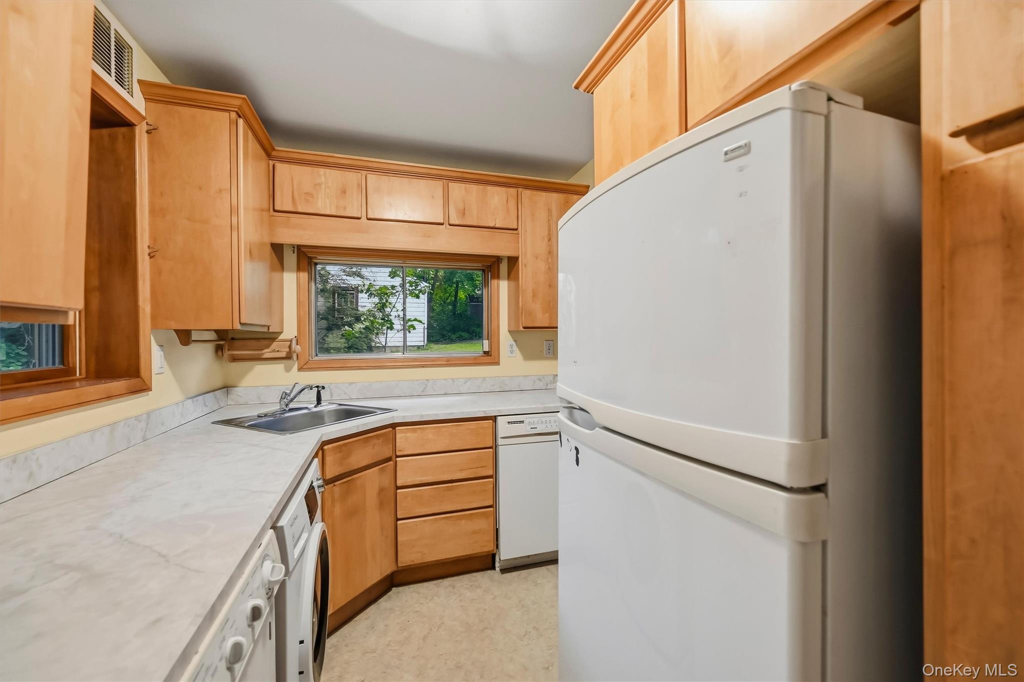 16 Cottage Avenue Property Photo 19