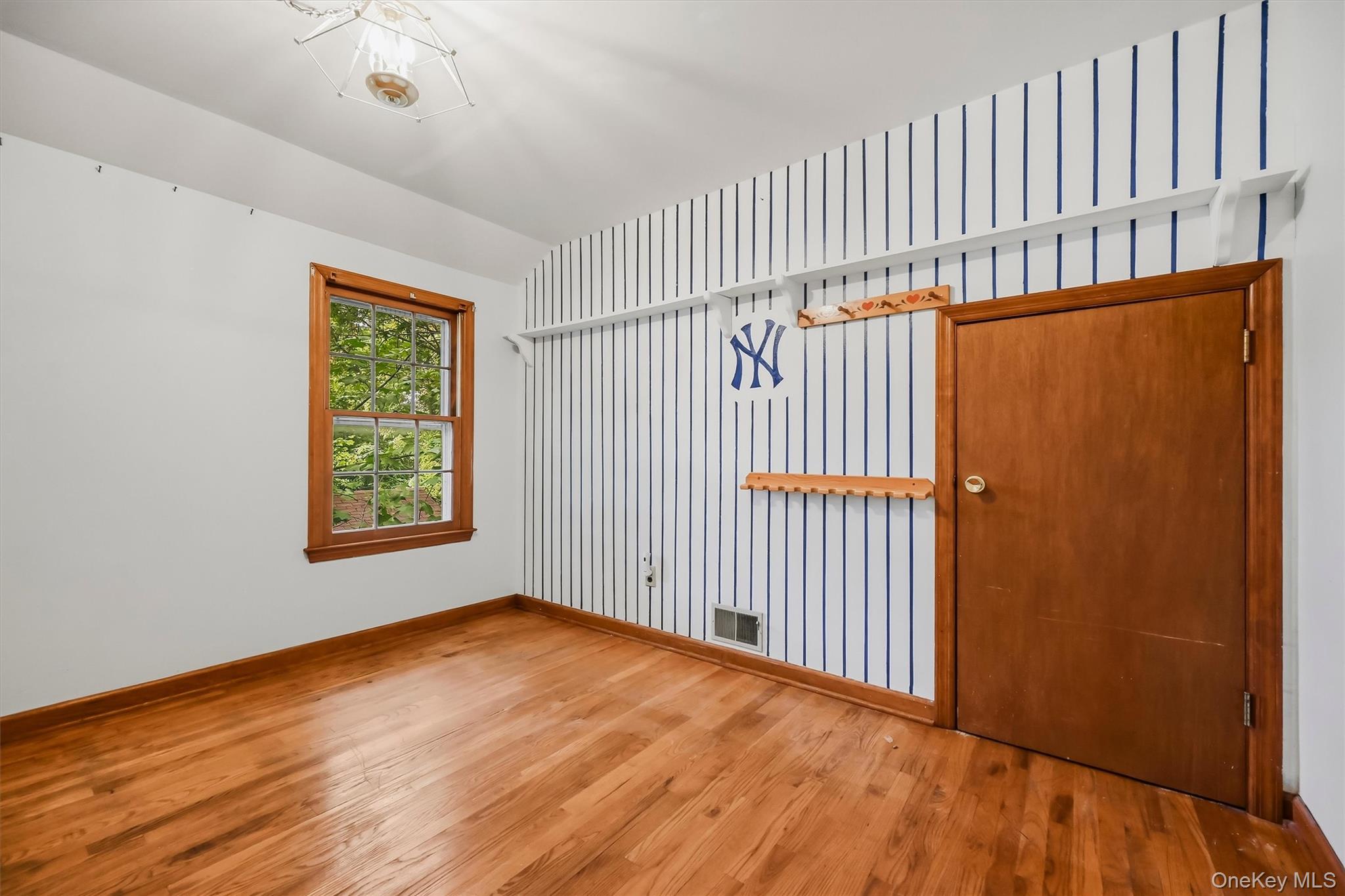 16 Cottage Avenue Property Photo 24