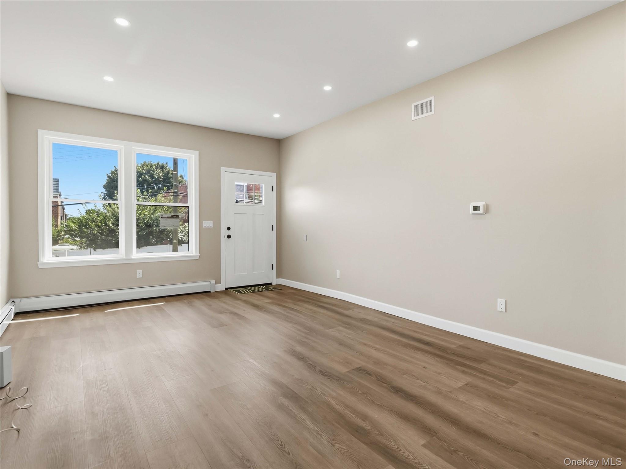 7813 58th Avenue Property Photo 5