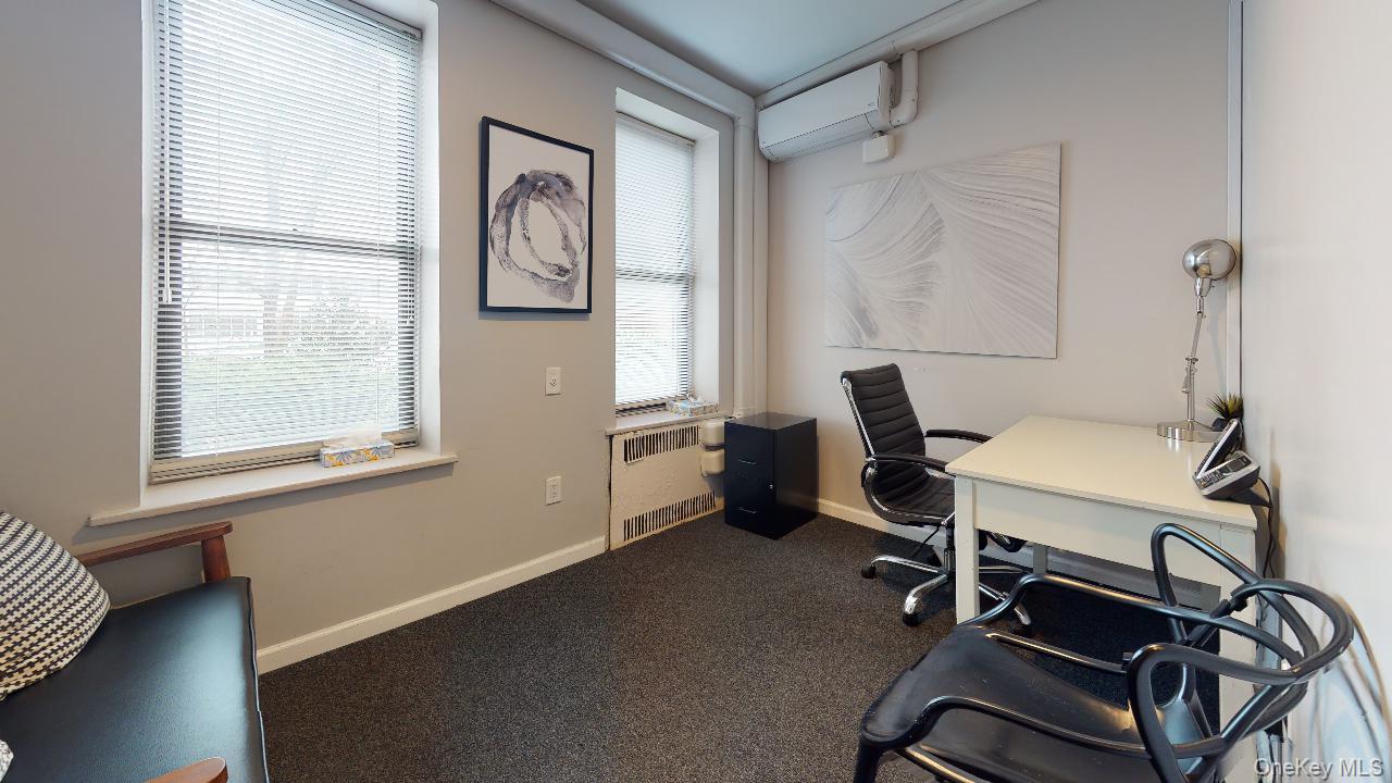 98-120 Queens Boulevard Property Photo 1