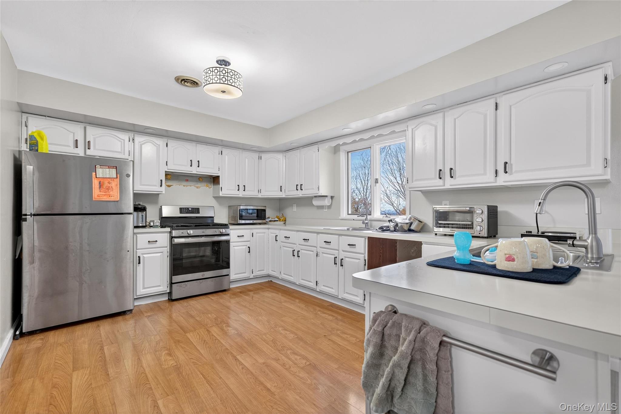 11 Pennsylvania Avenue Property Photo 10