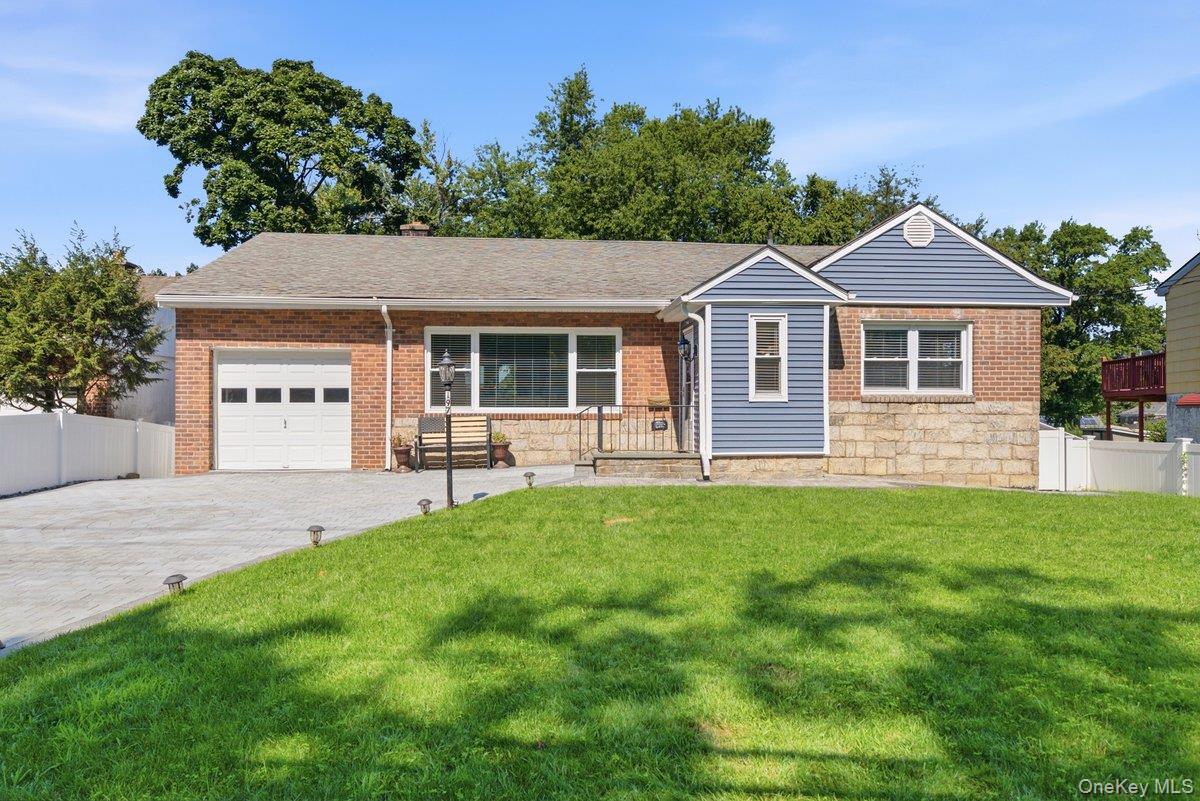 197 Saint Johns Avenue Property Photo 1