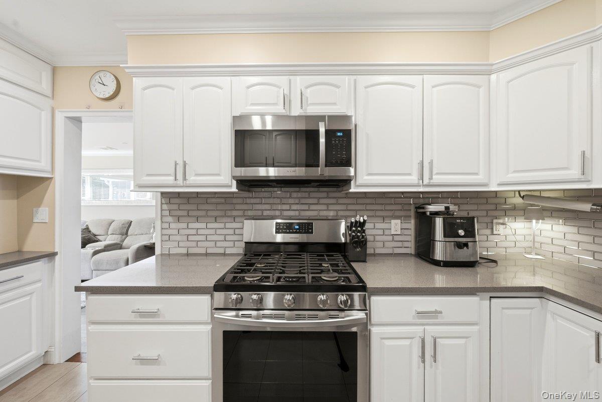 197 Saint Johns Avenue Property Photo 16