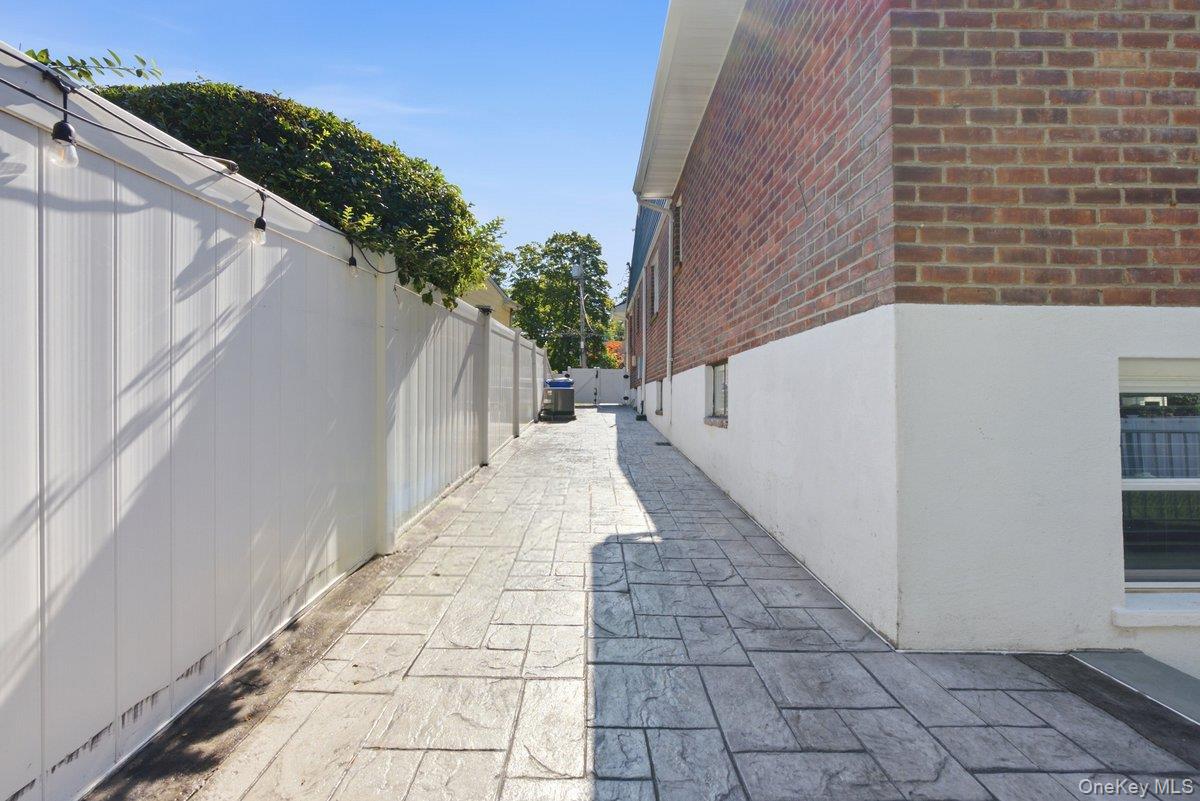 197 Saint Johns Avenue Property Photo 40
