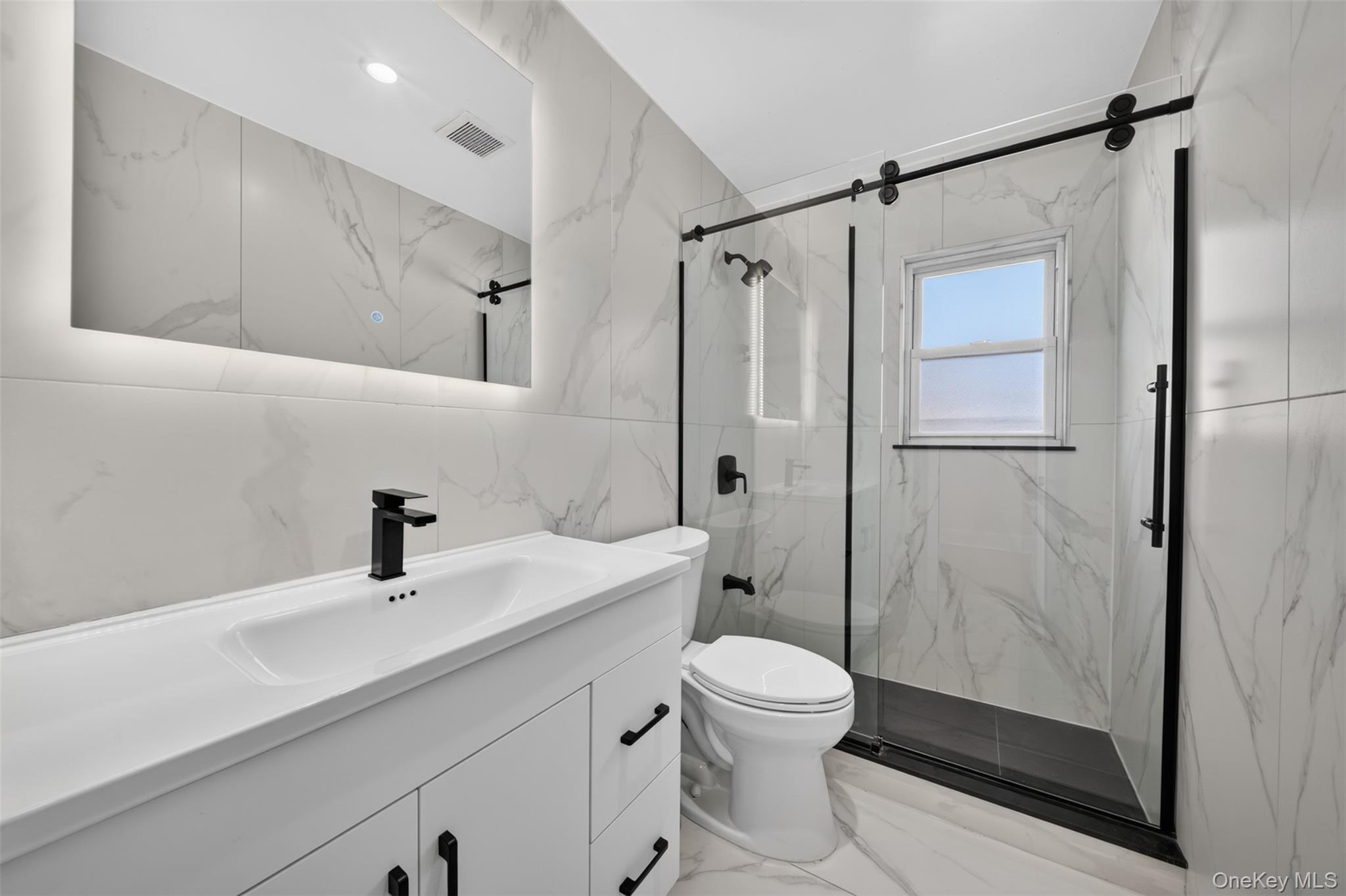 11 Lincrest Street Property Photo 8