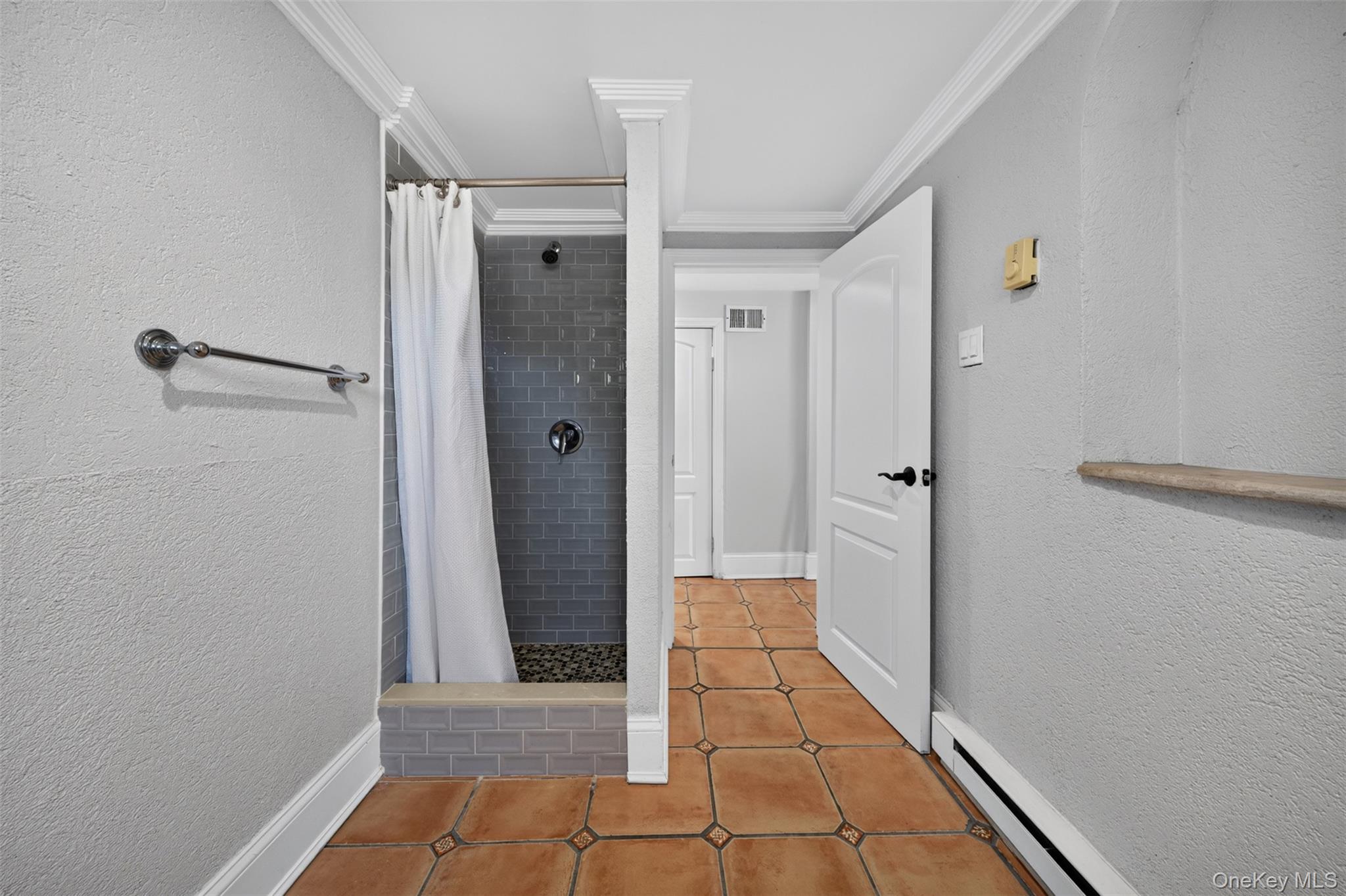 11 Lincrest Street Property Photo 17