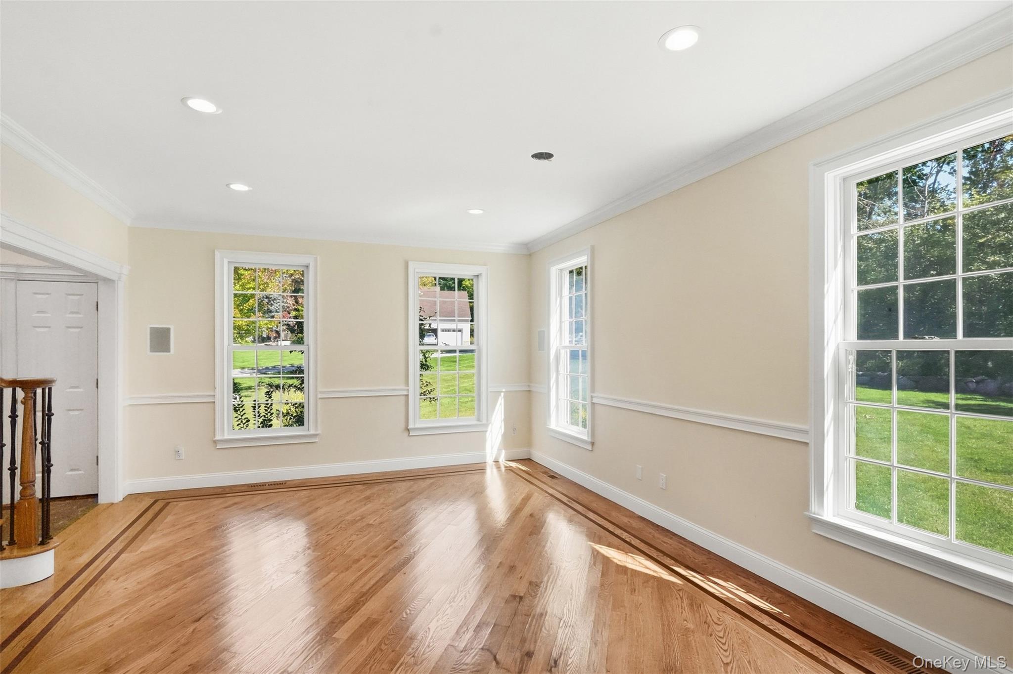 17 Meadow Crest Drive Property Photo 8