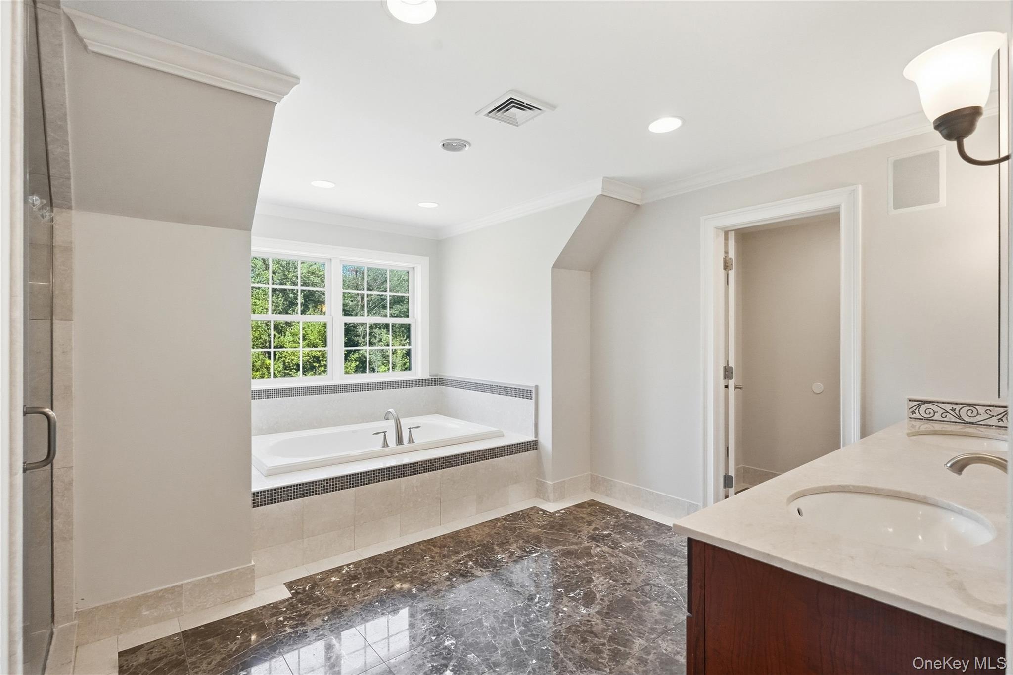 17 Meadow Crest Drive Property Photo 37