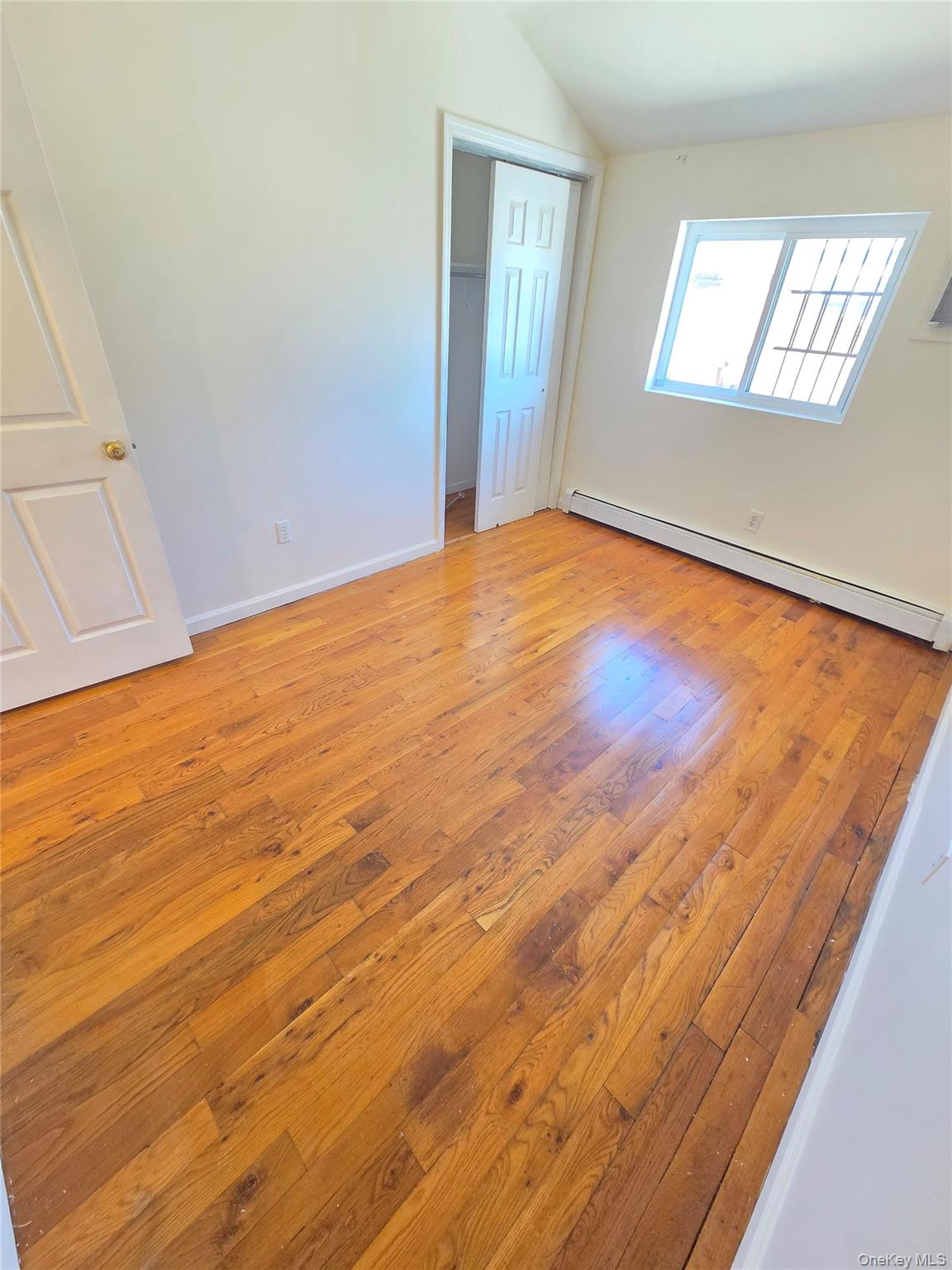 128 Pugsley Avenue Property Photo 4