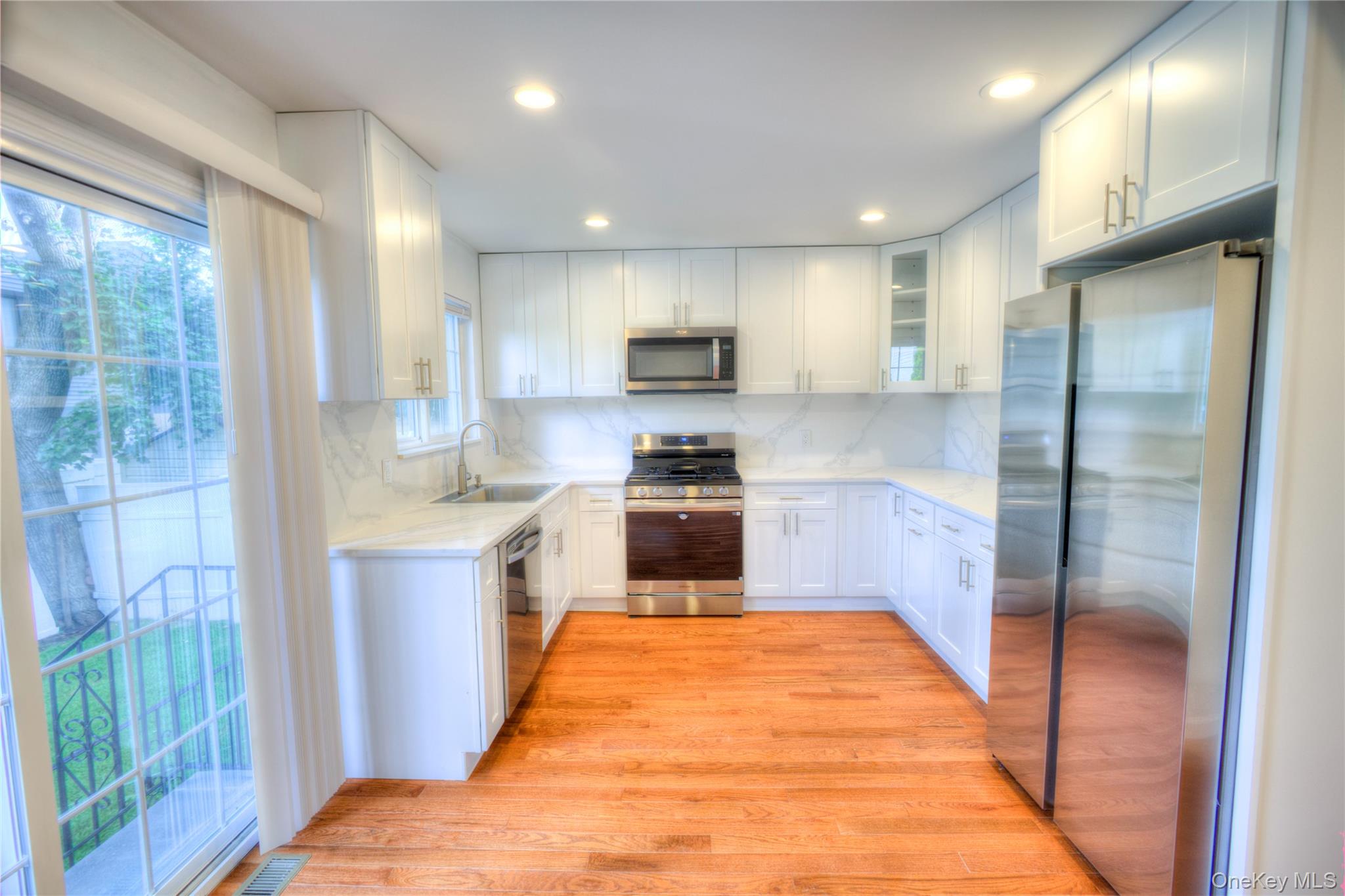15b Mohegan Avenue B Property Photo 4