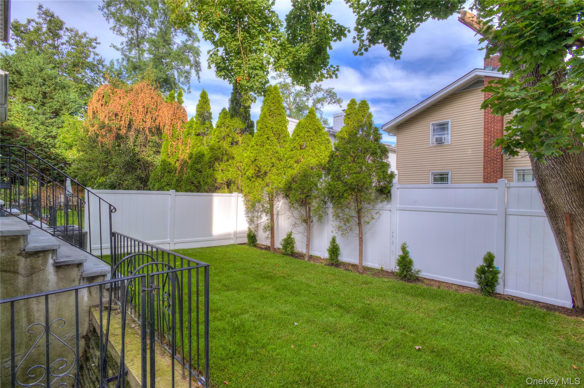15b Mohegan Avenue B Property Photo 25