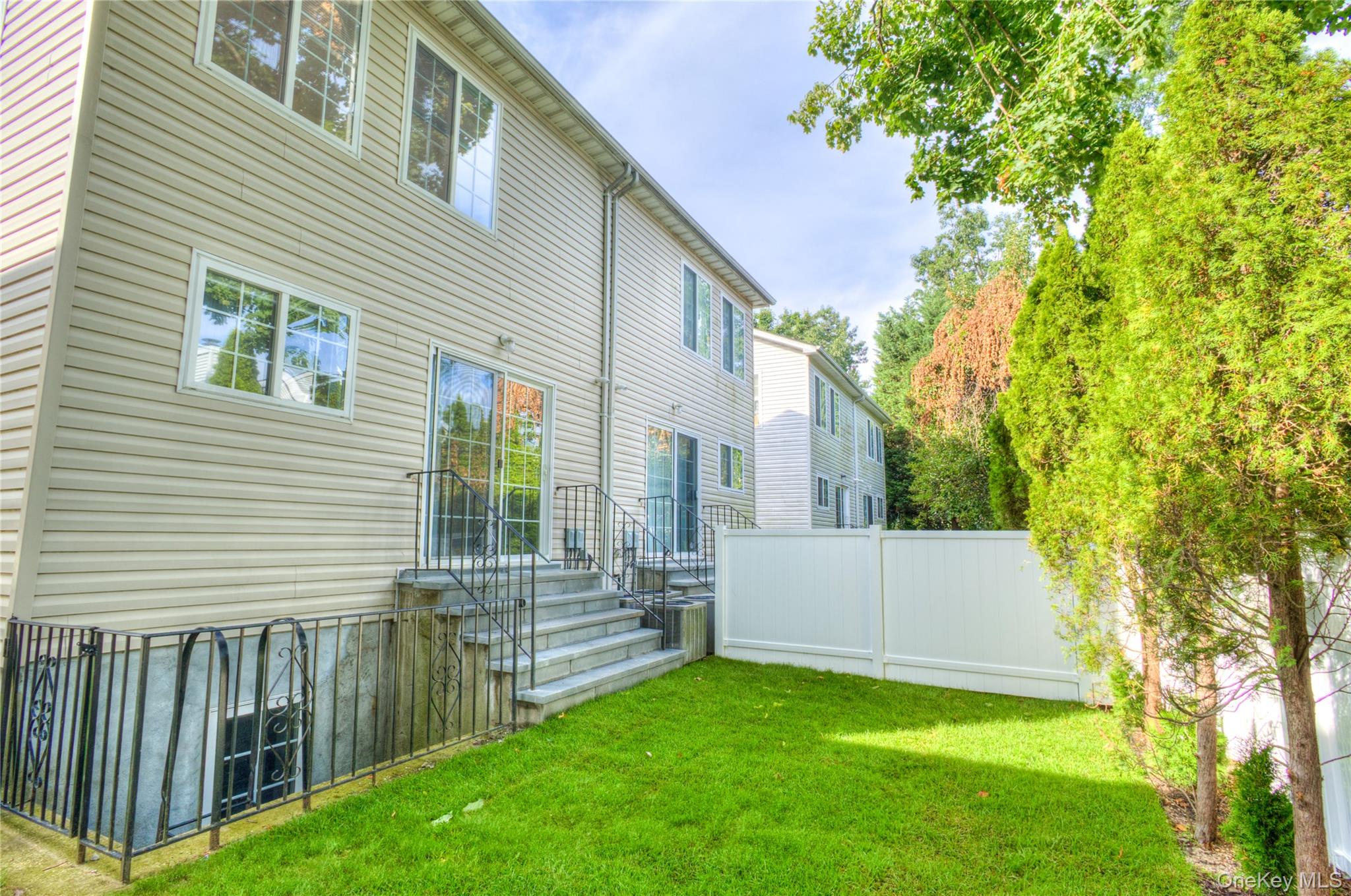 15b Mohegan Avenue B Property Photo 26