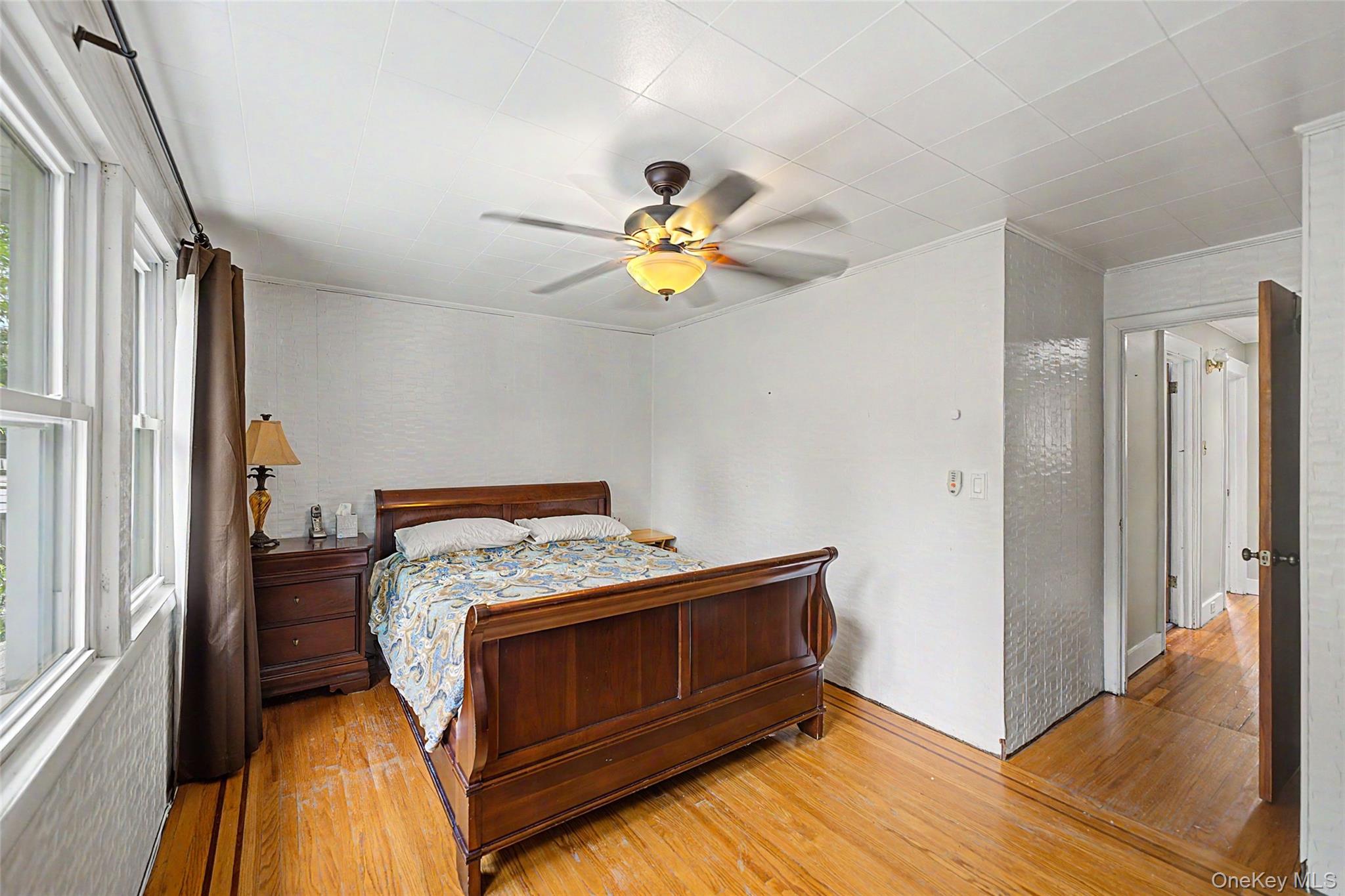 6128 62nd Street Property Photo 10