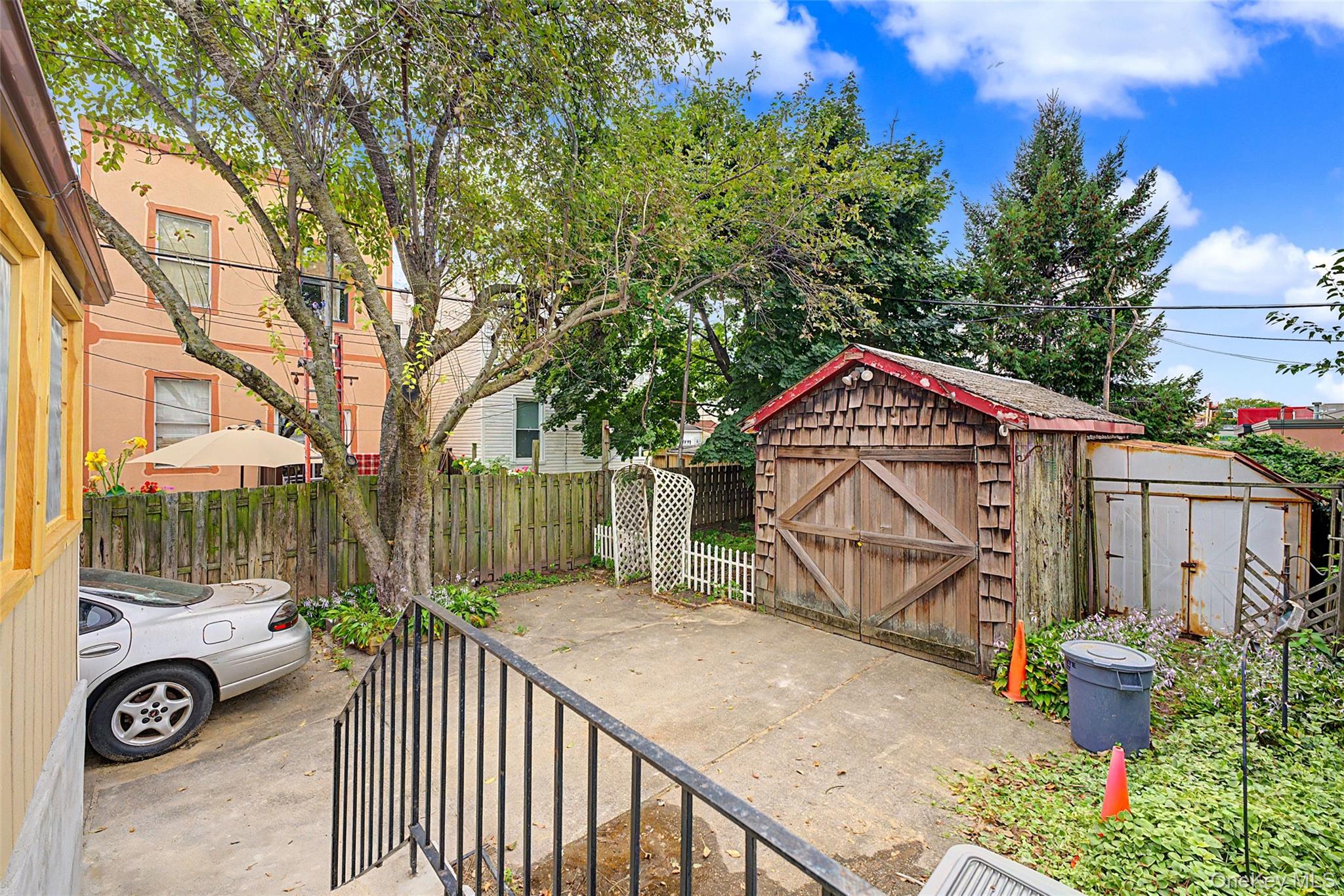 6128 62nd Street Property Photo 16